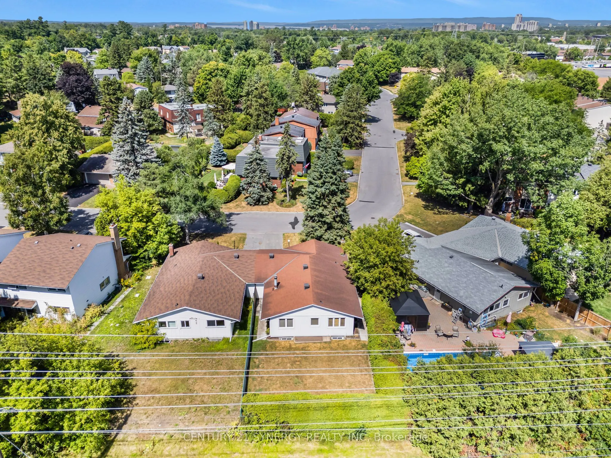 27 Midland Crescent