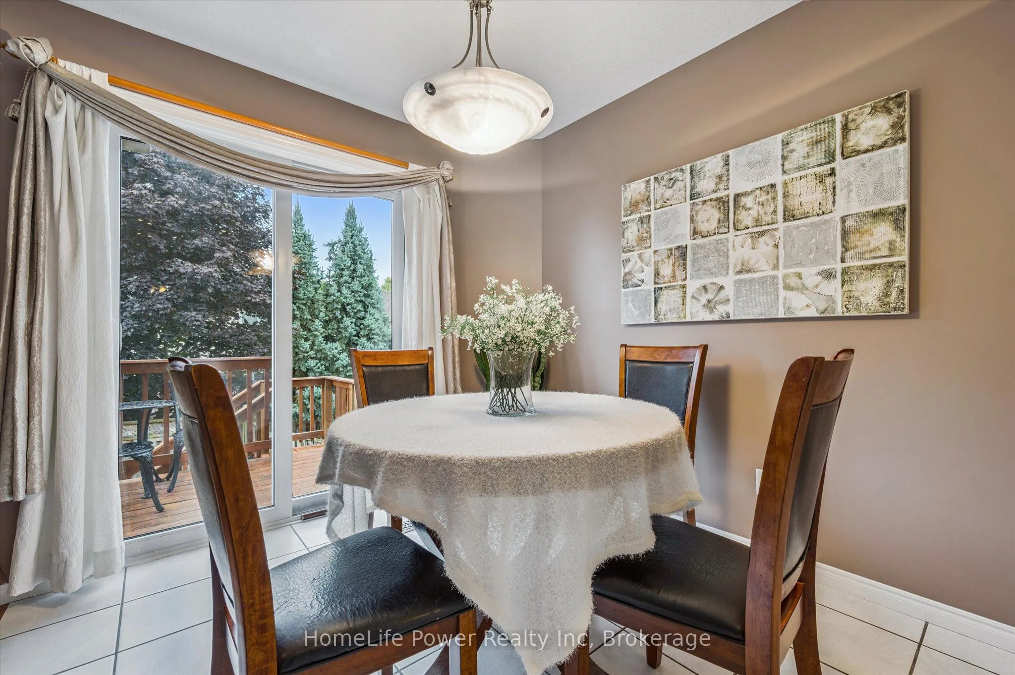 97 Marl Meadow Drive