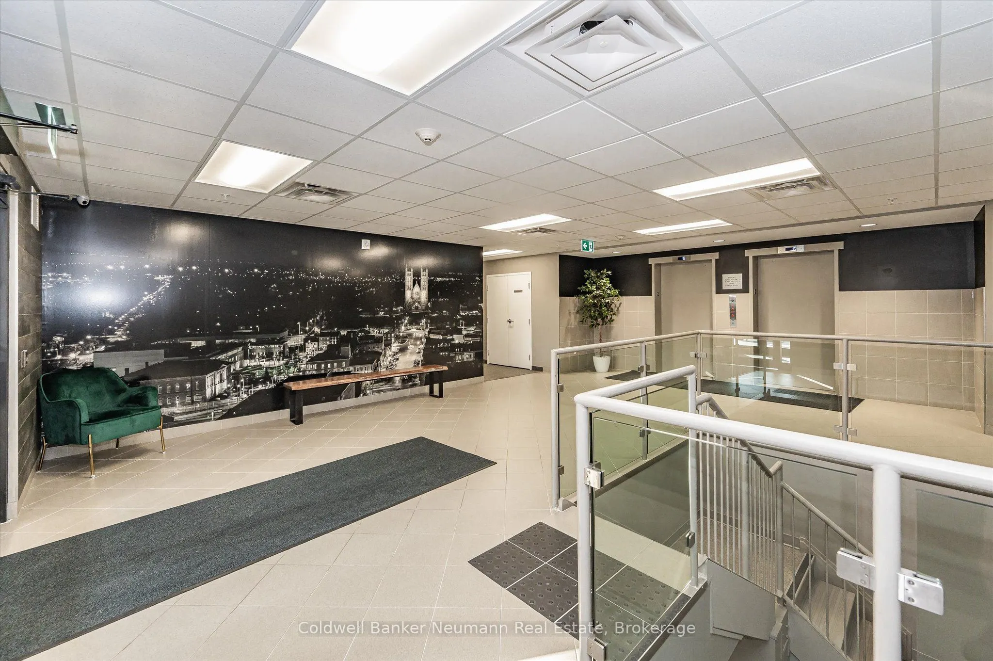 7 Kay Crescent, #306