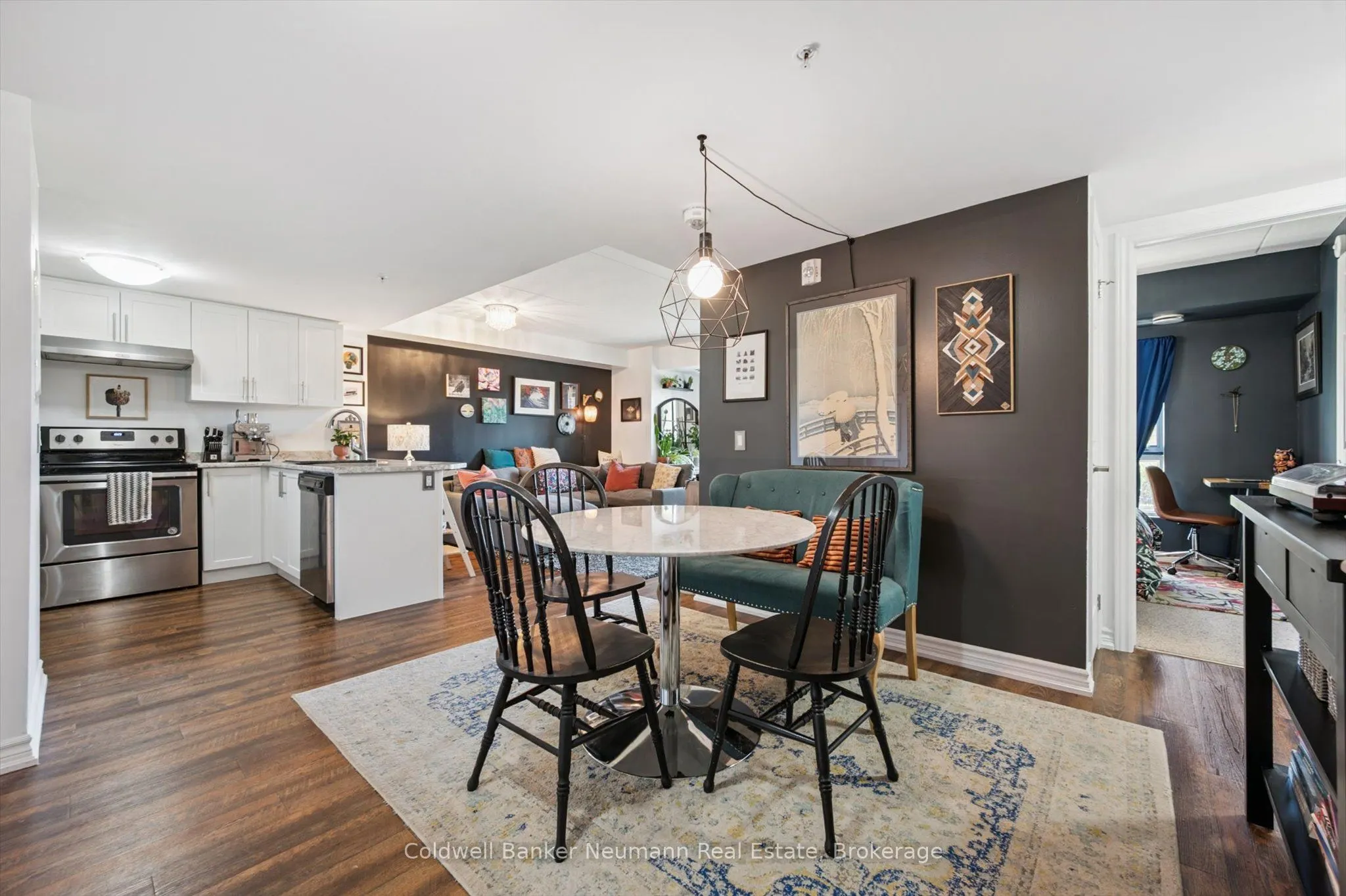 7 Kay Crescent, #306