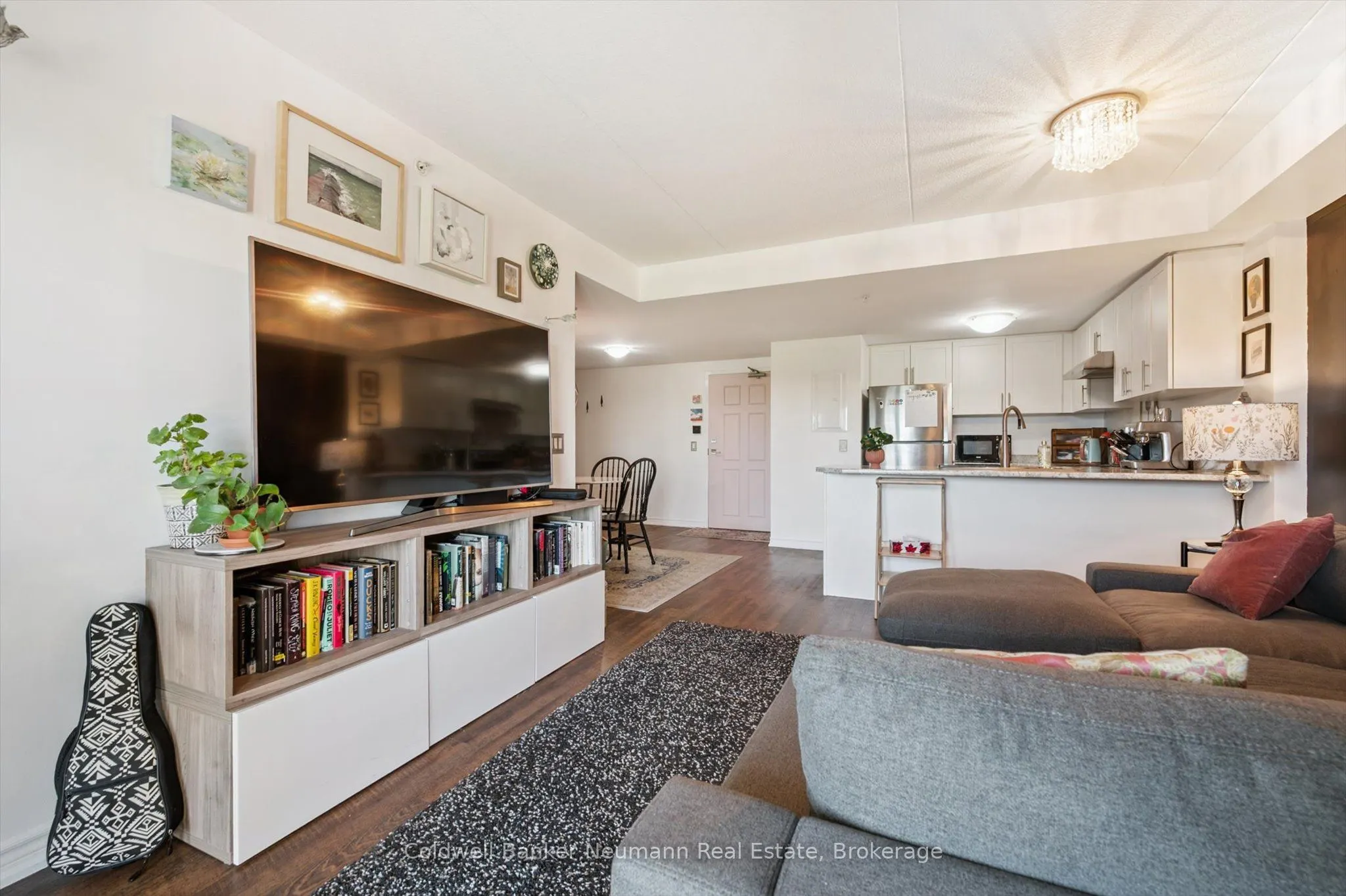 7 Kay Crescent, #306