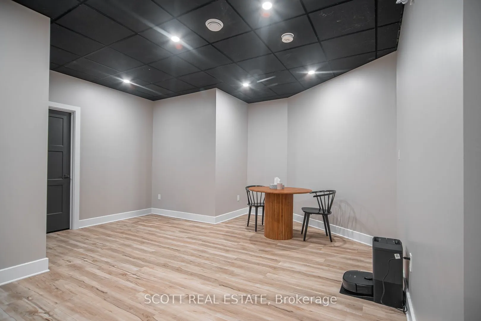 150 Pembroke Street W