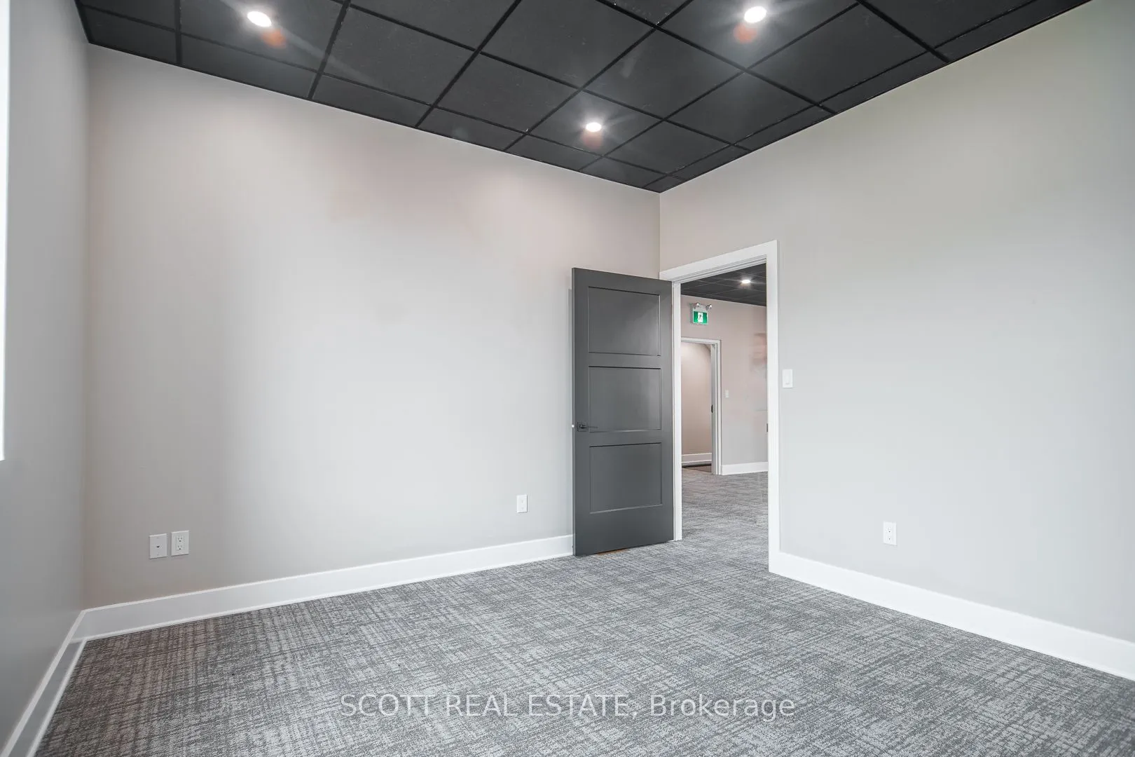 150 Pembroke Street W