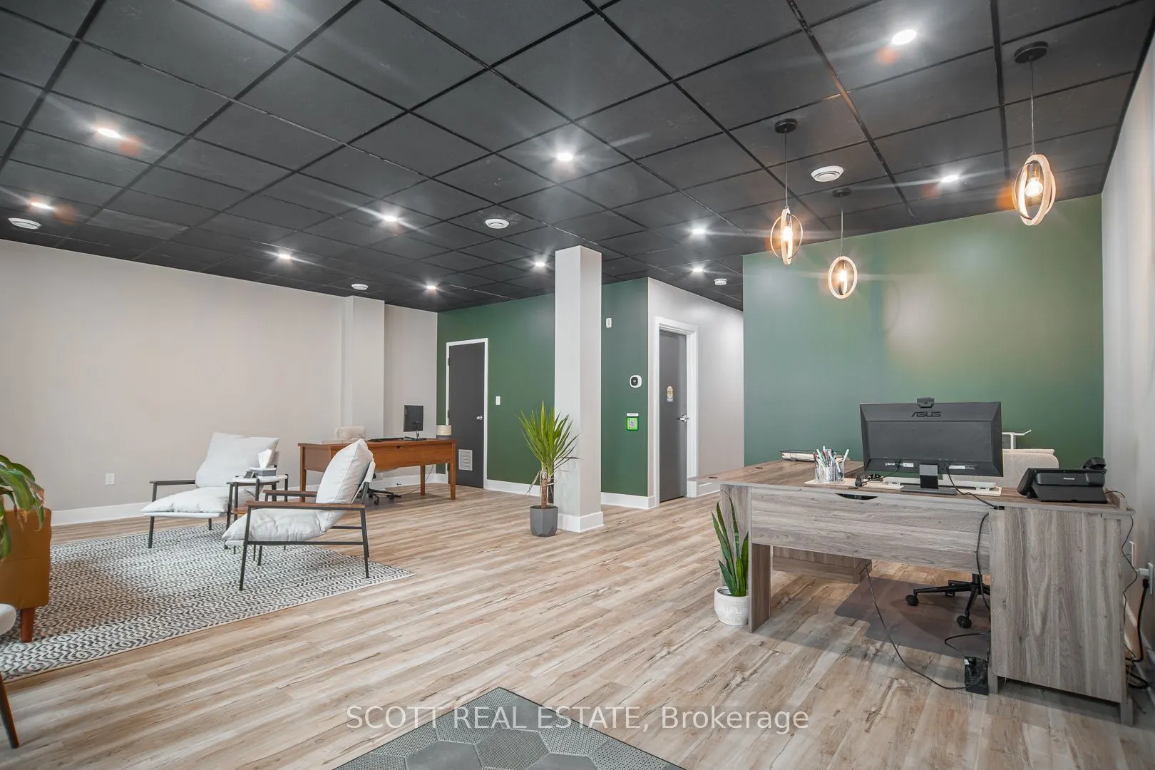 150 Pembroke Street W