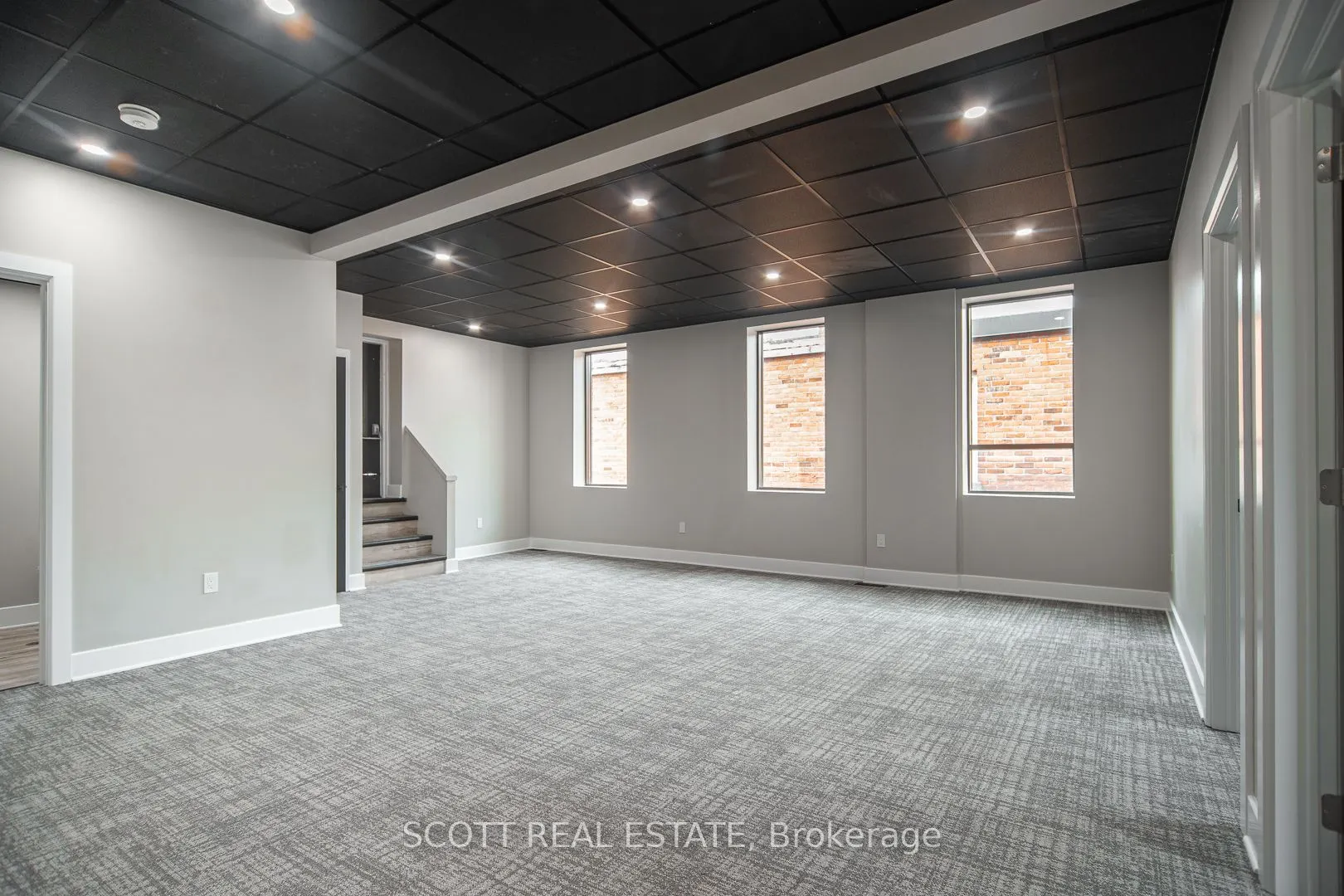 150 Pembroke Street W