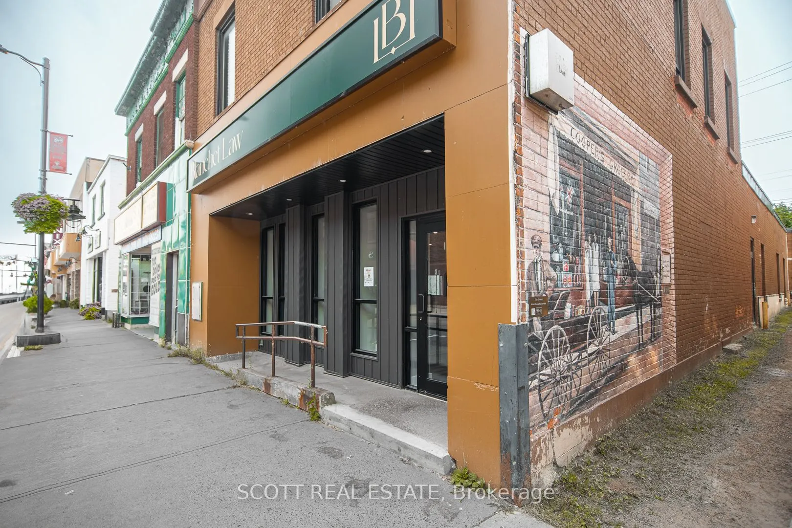 150 Pembroke Street W