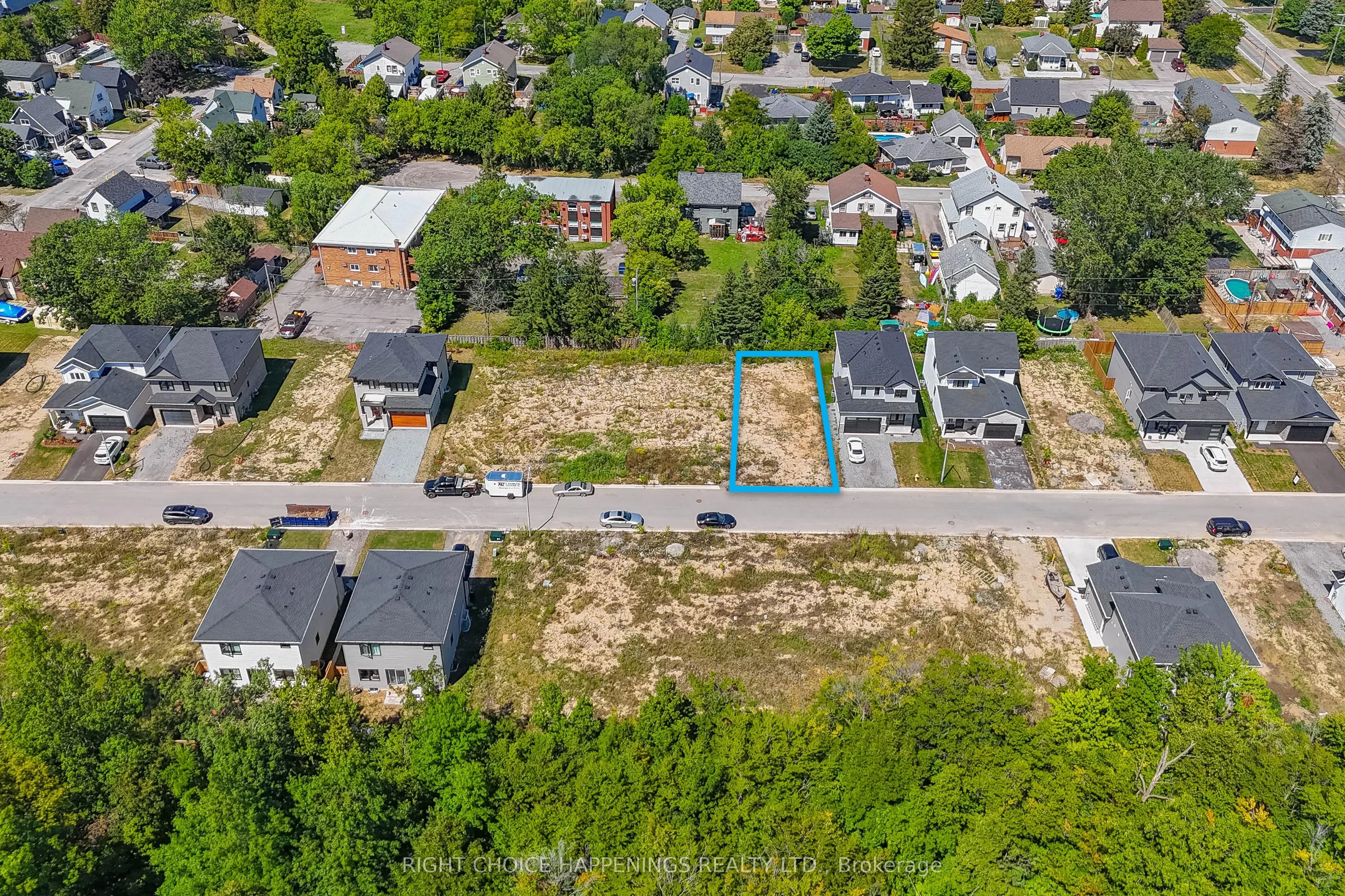 179 HODGKINS Avenue