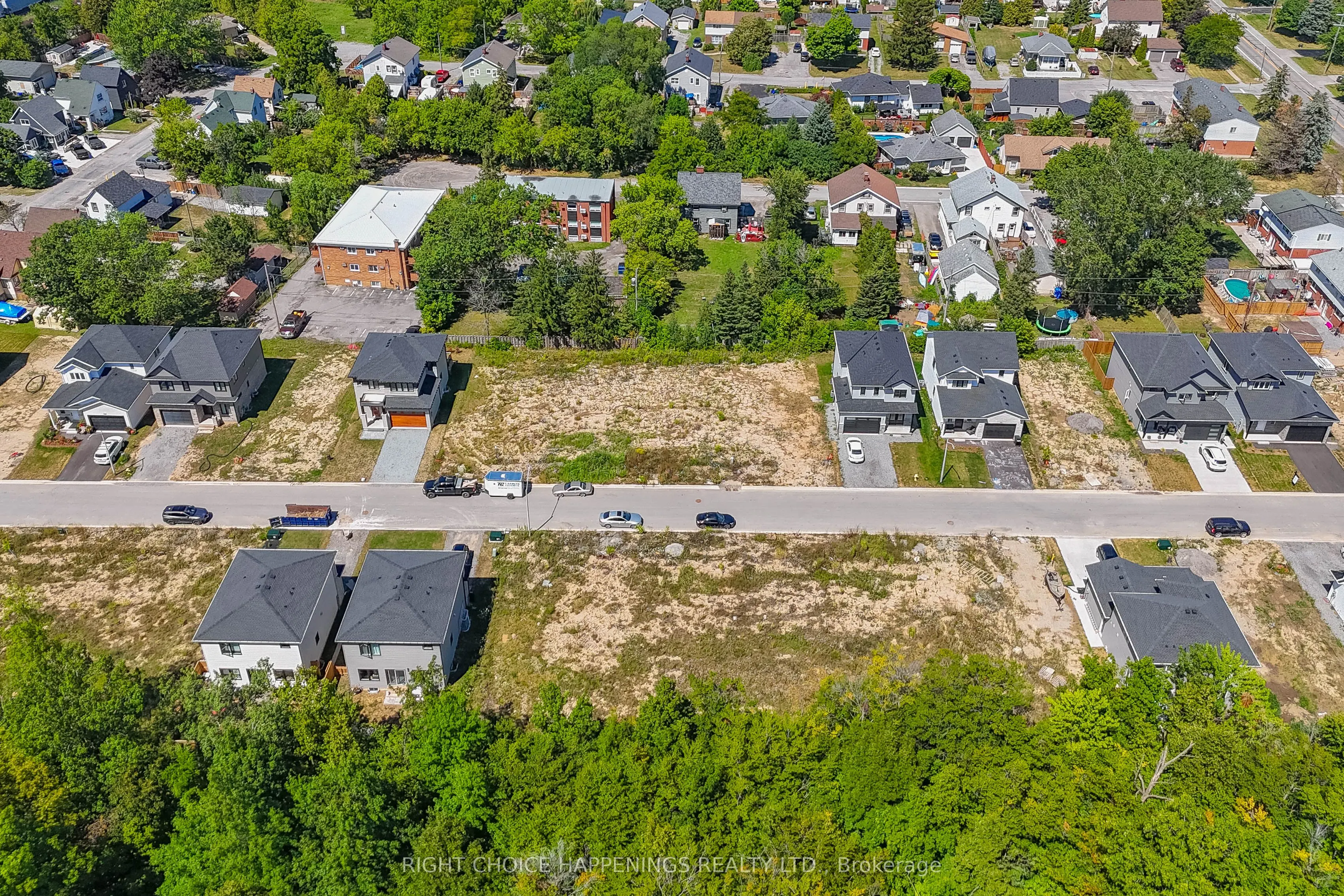 179 HODGKINS Avenue