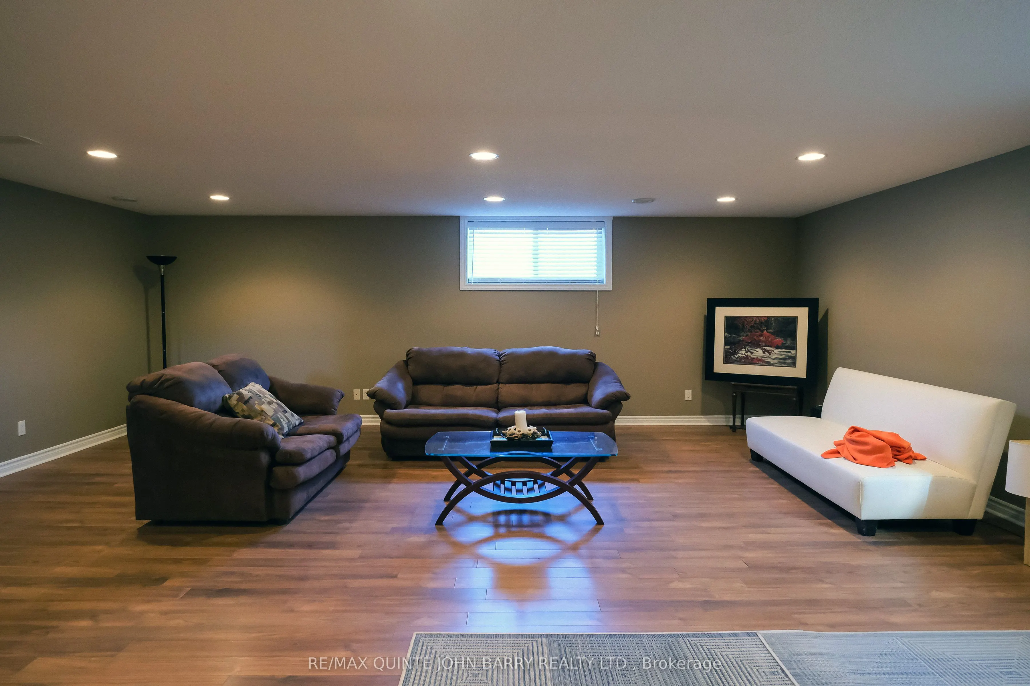 105 Parkview Heights