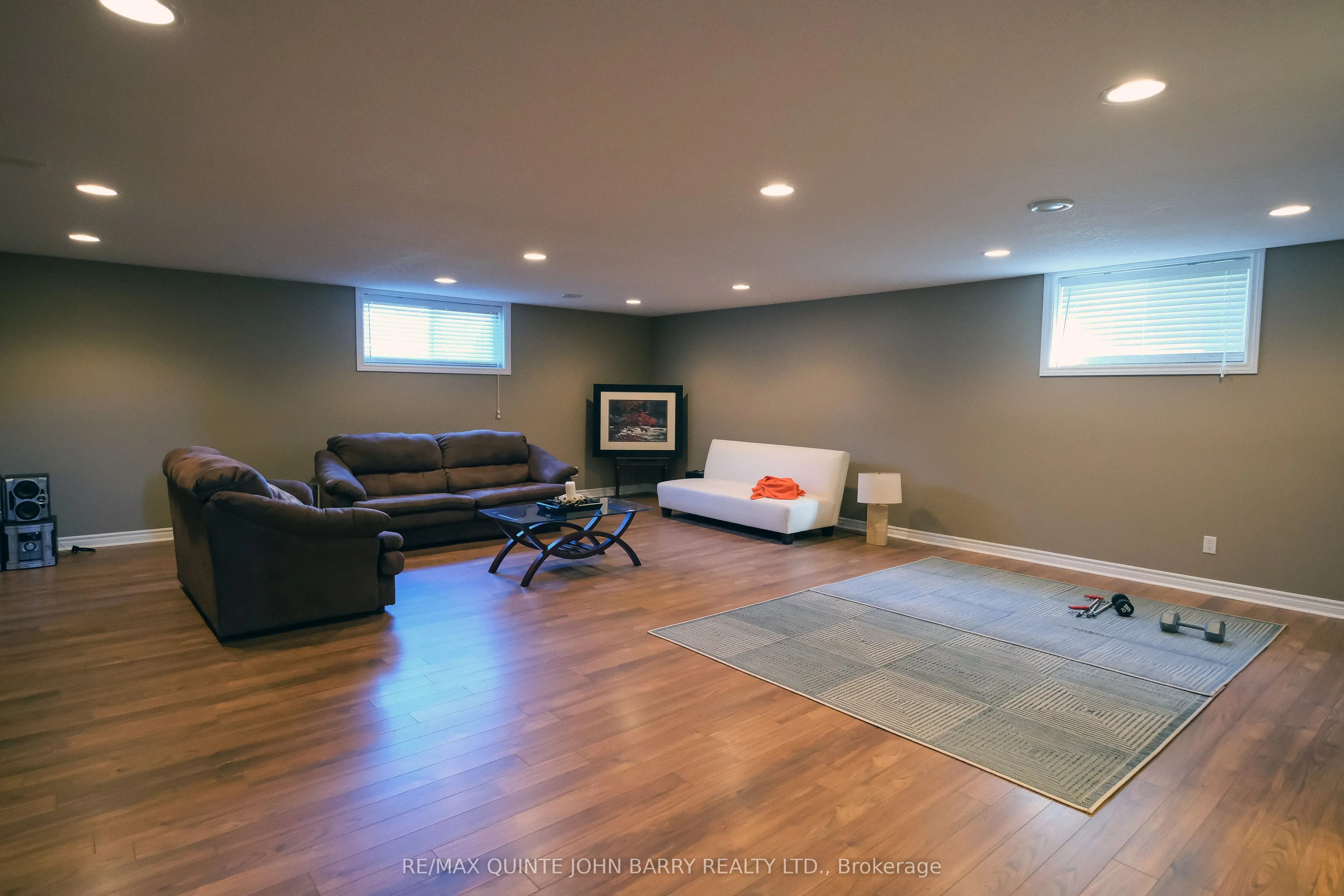 105 Parkview Heights
