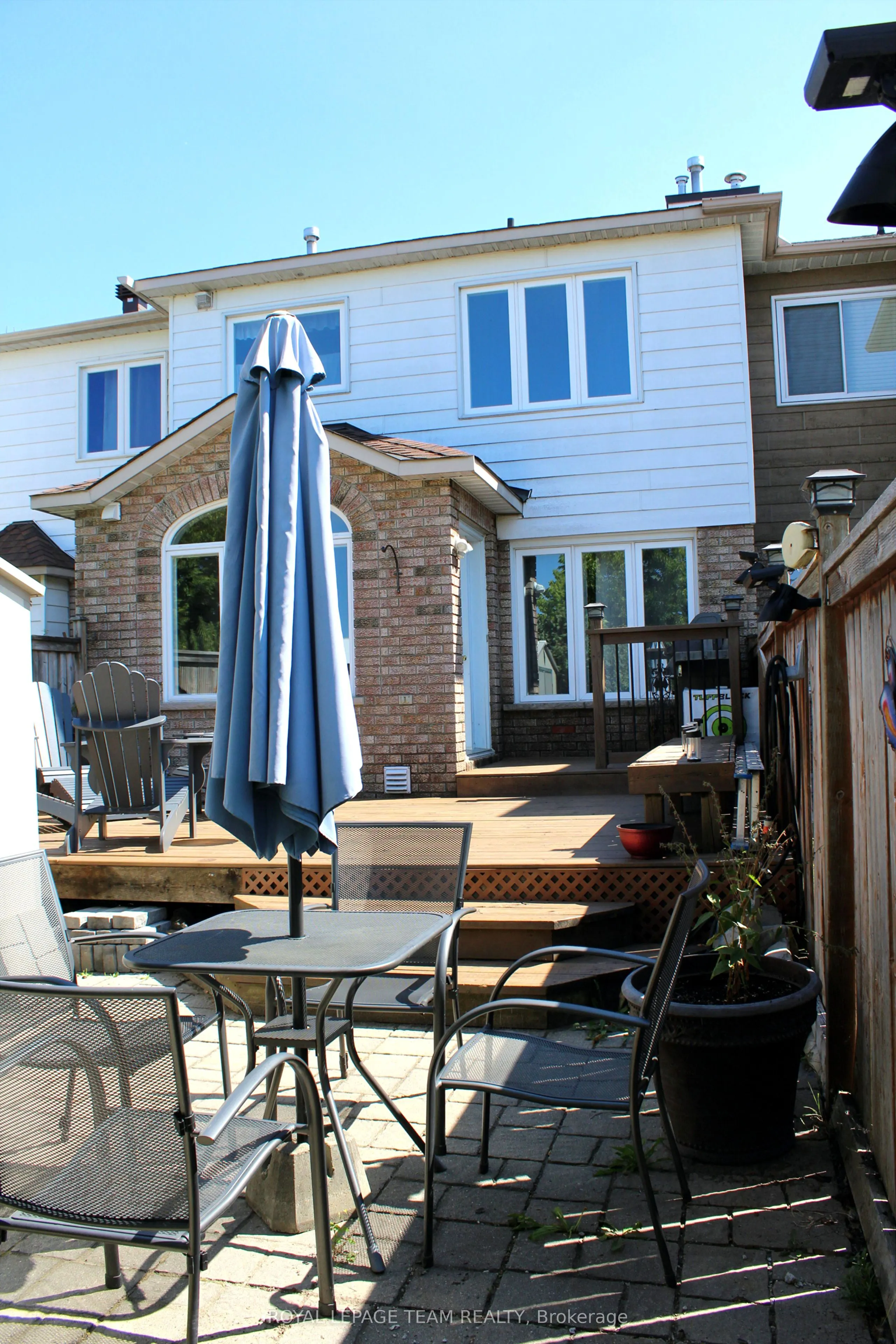 19 Locheland Crescent
