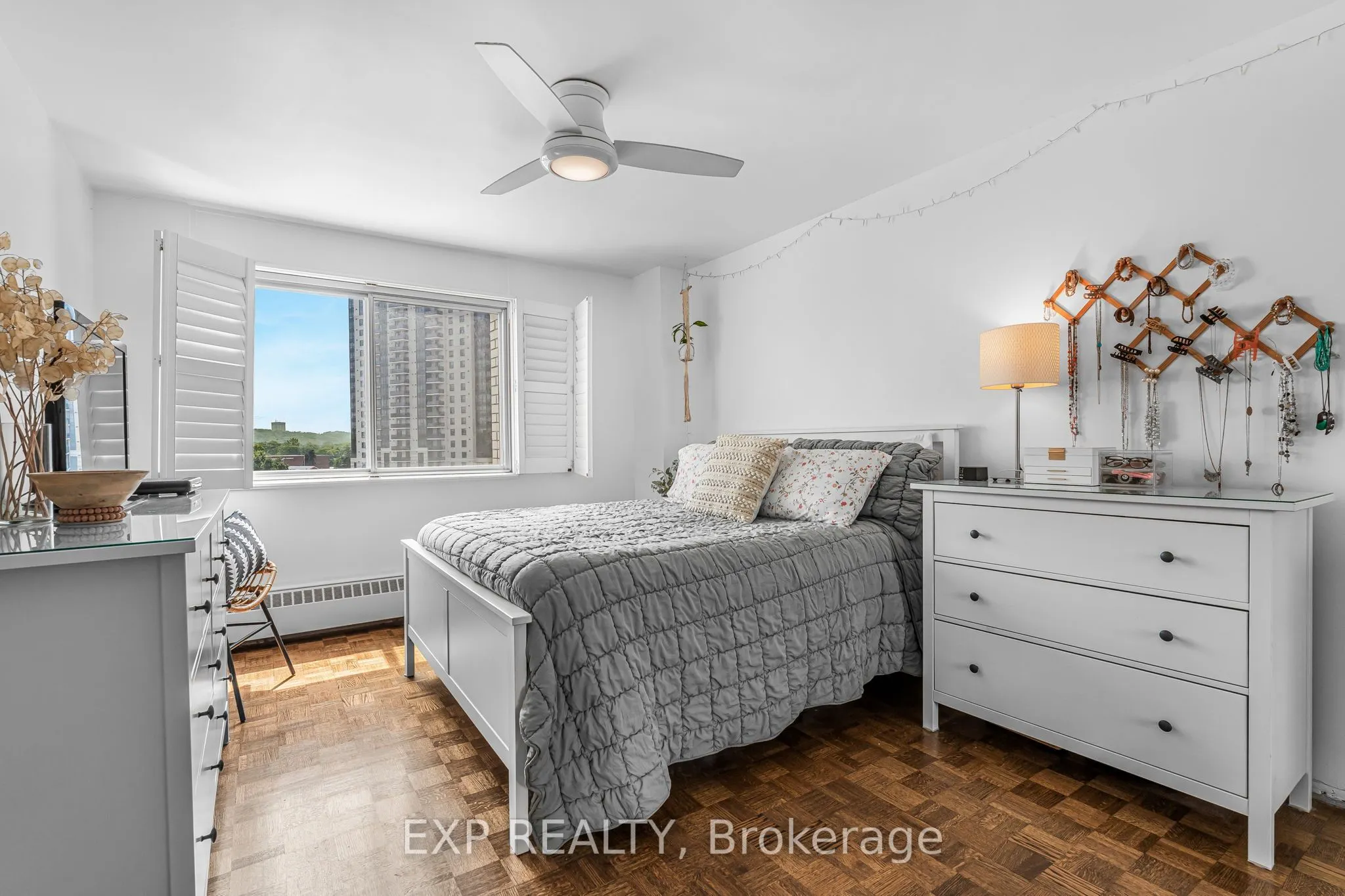 15 Towering Heights Boulevard, #509