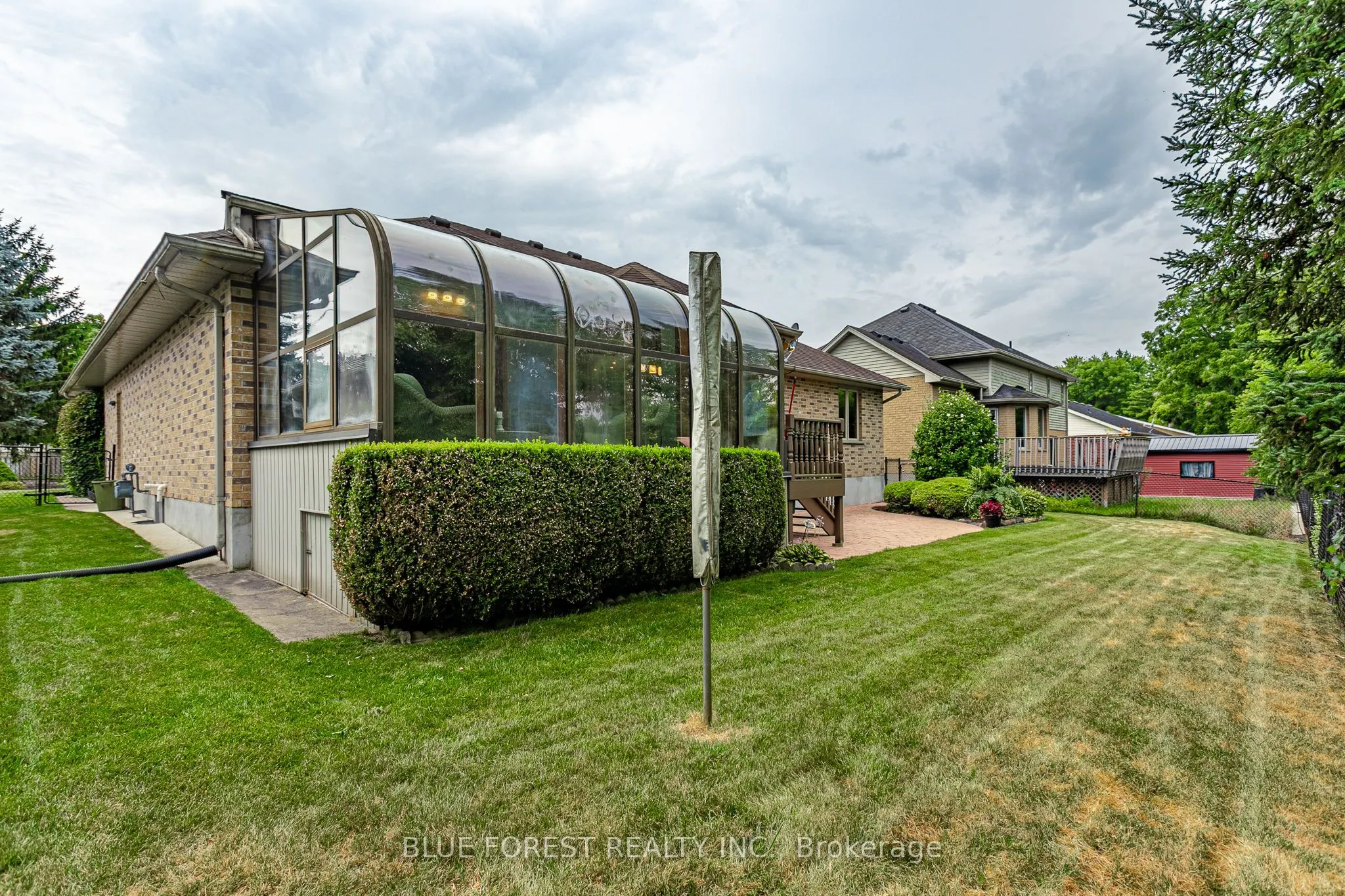 15 Calvert Place