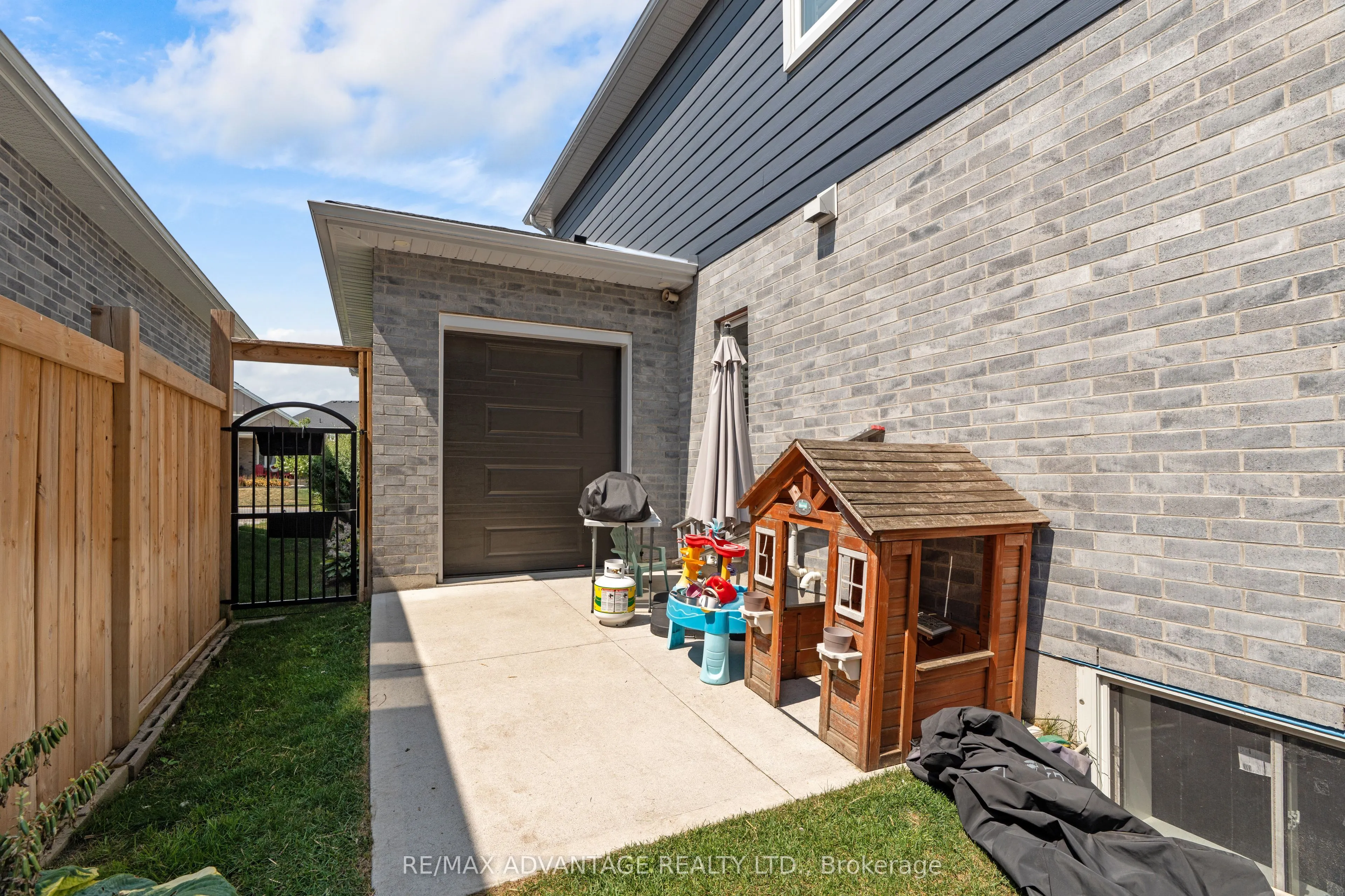 94 Mill Pond Crescent