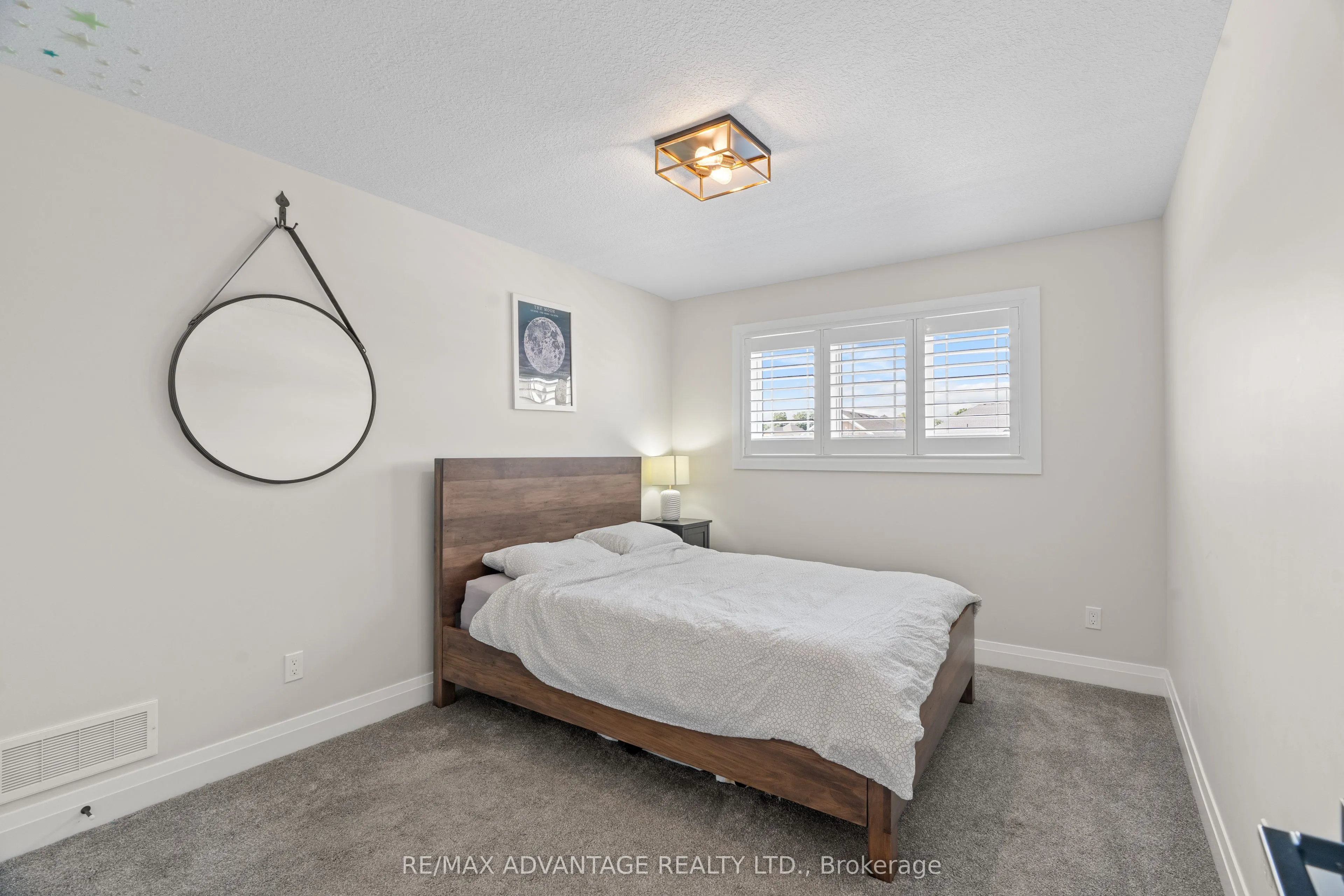 94 Mill Pond Crescent