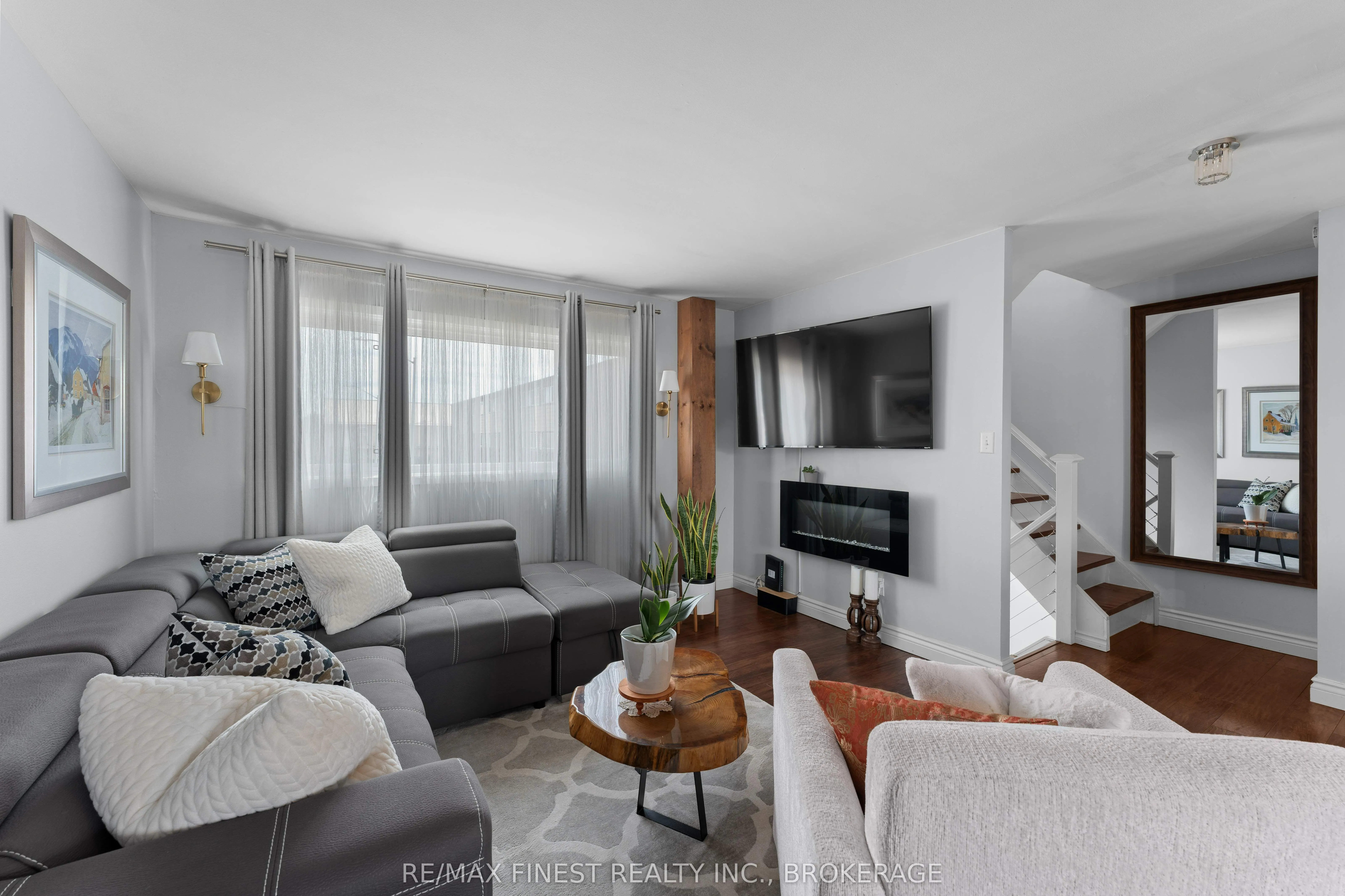7 Meadow Lane, #7