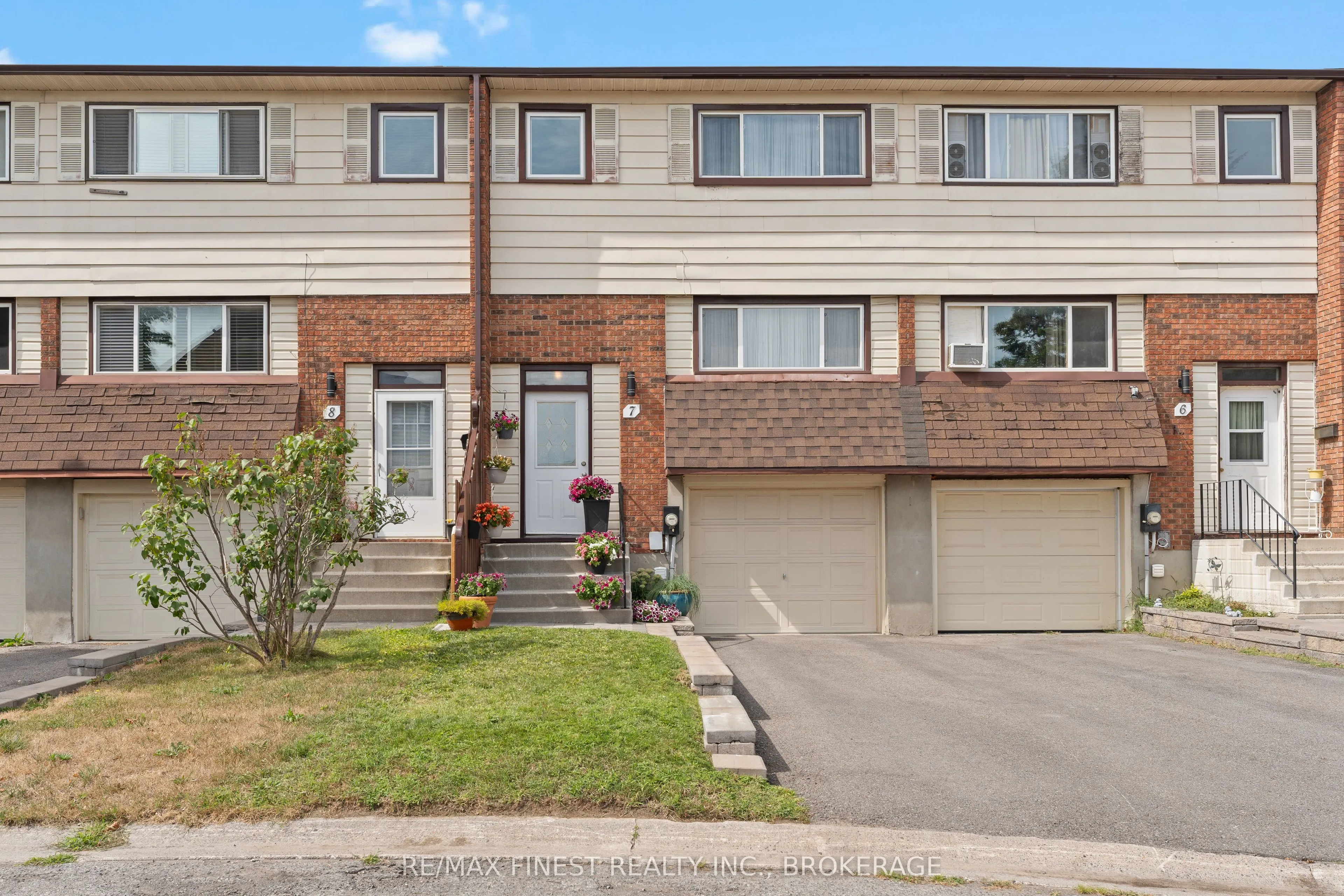 7 Meadow Lane, #7