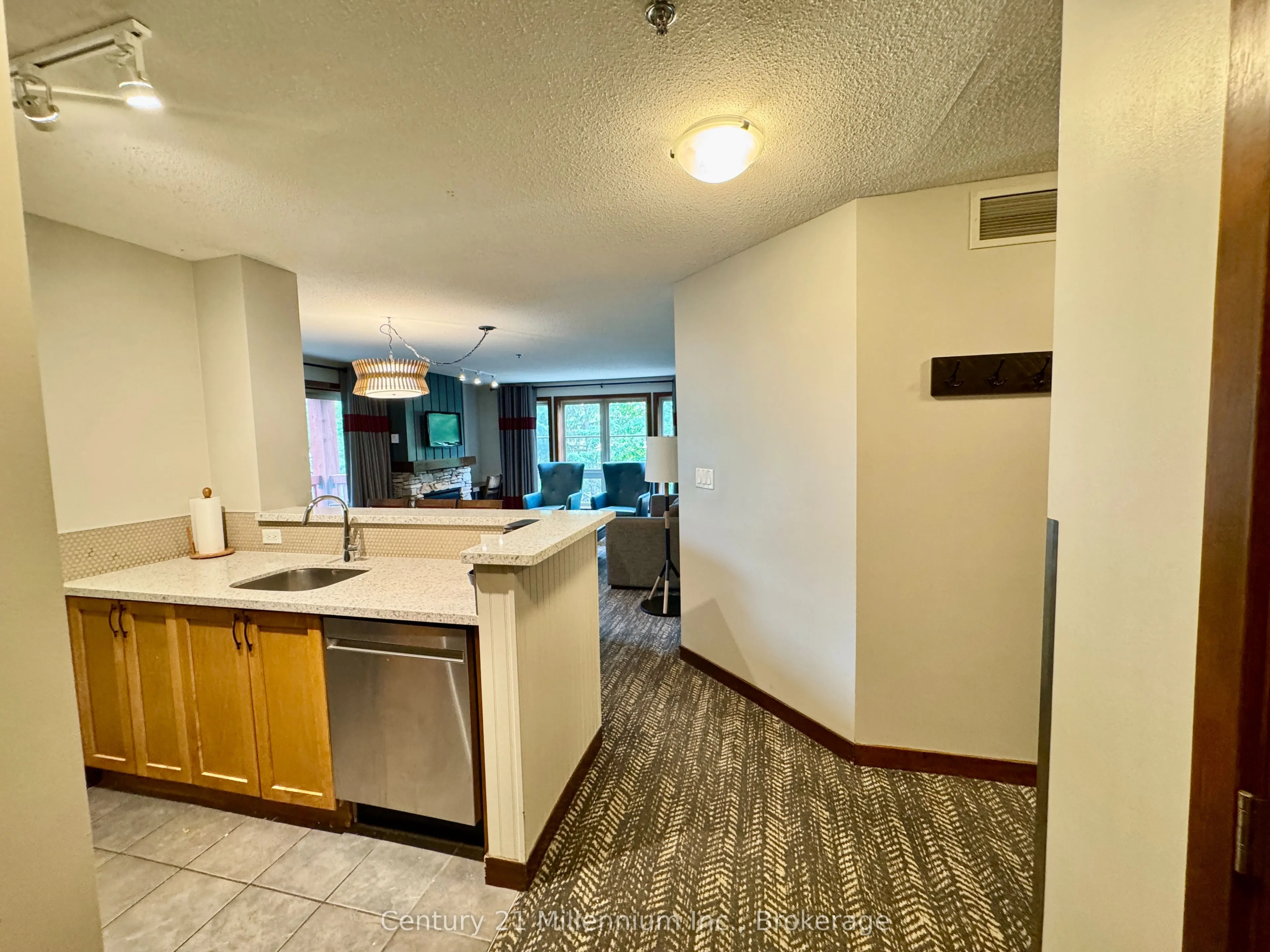 152 Jozo Weider Boulevard, #201