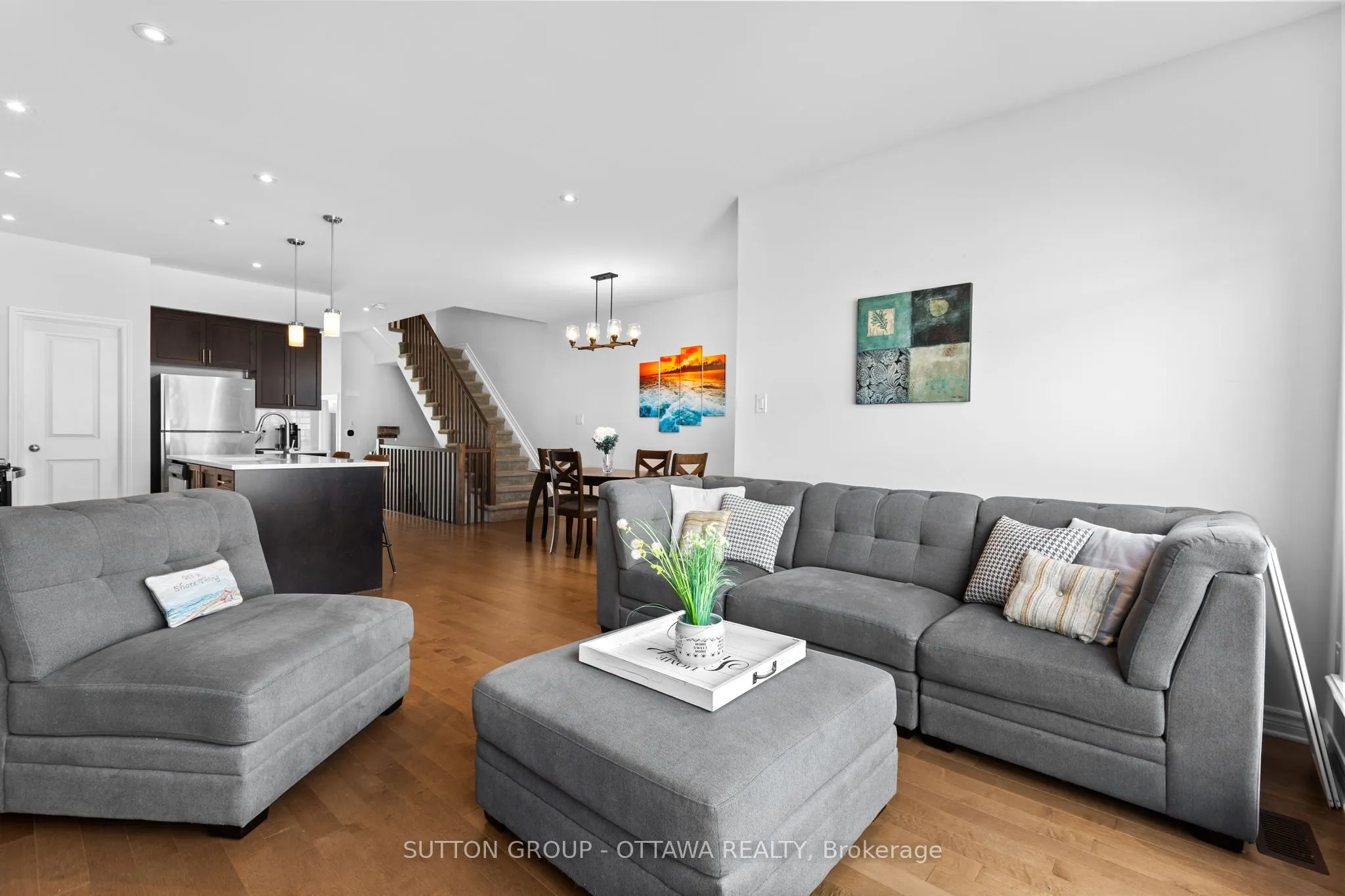 744 Putney Crescent