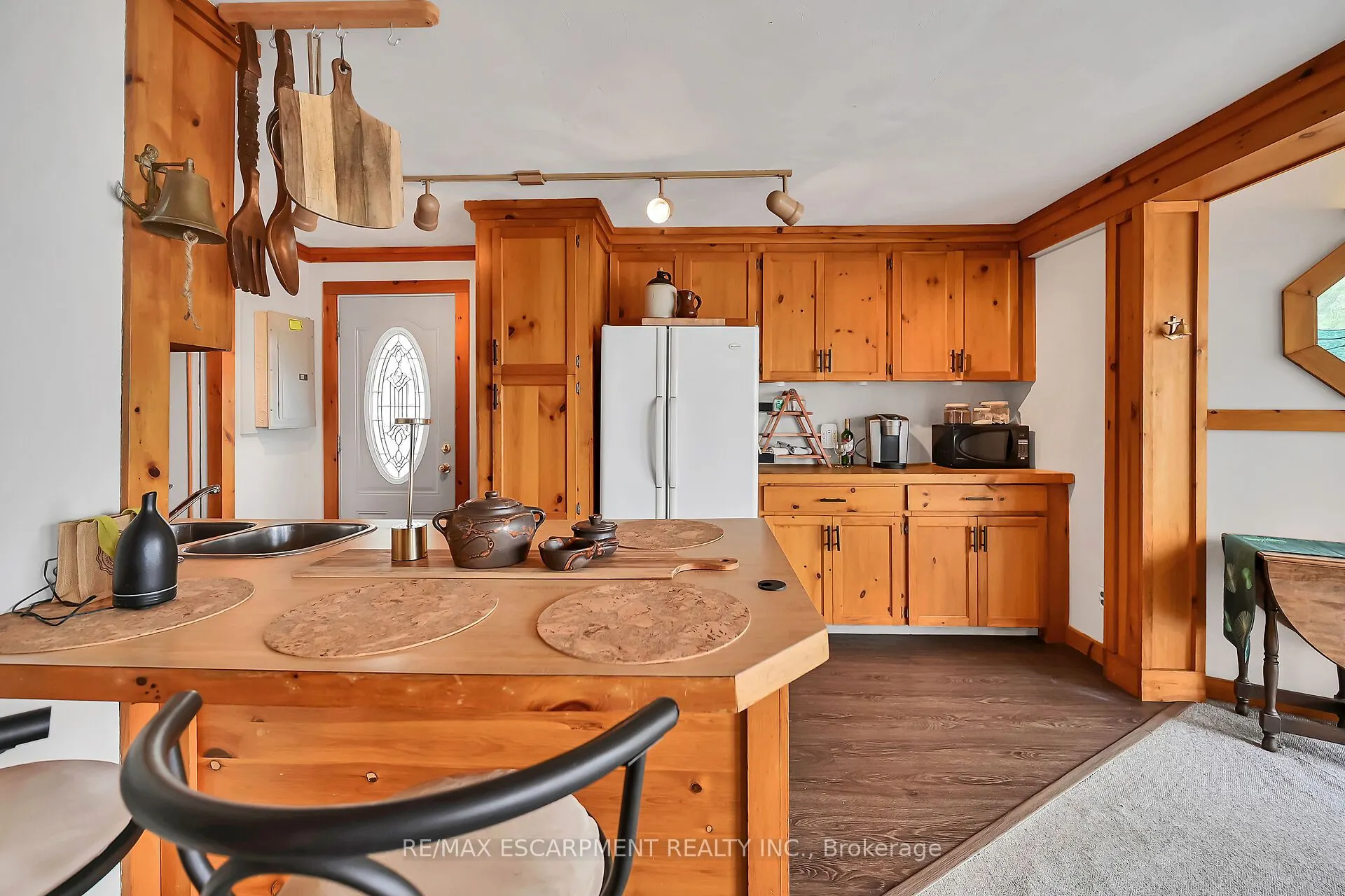 271 Blue Water Parkway