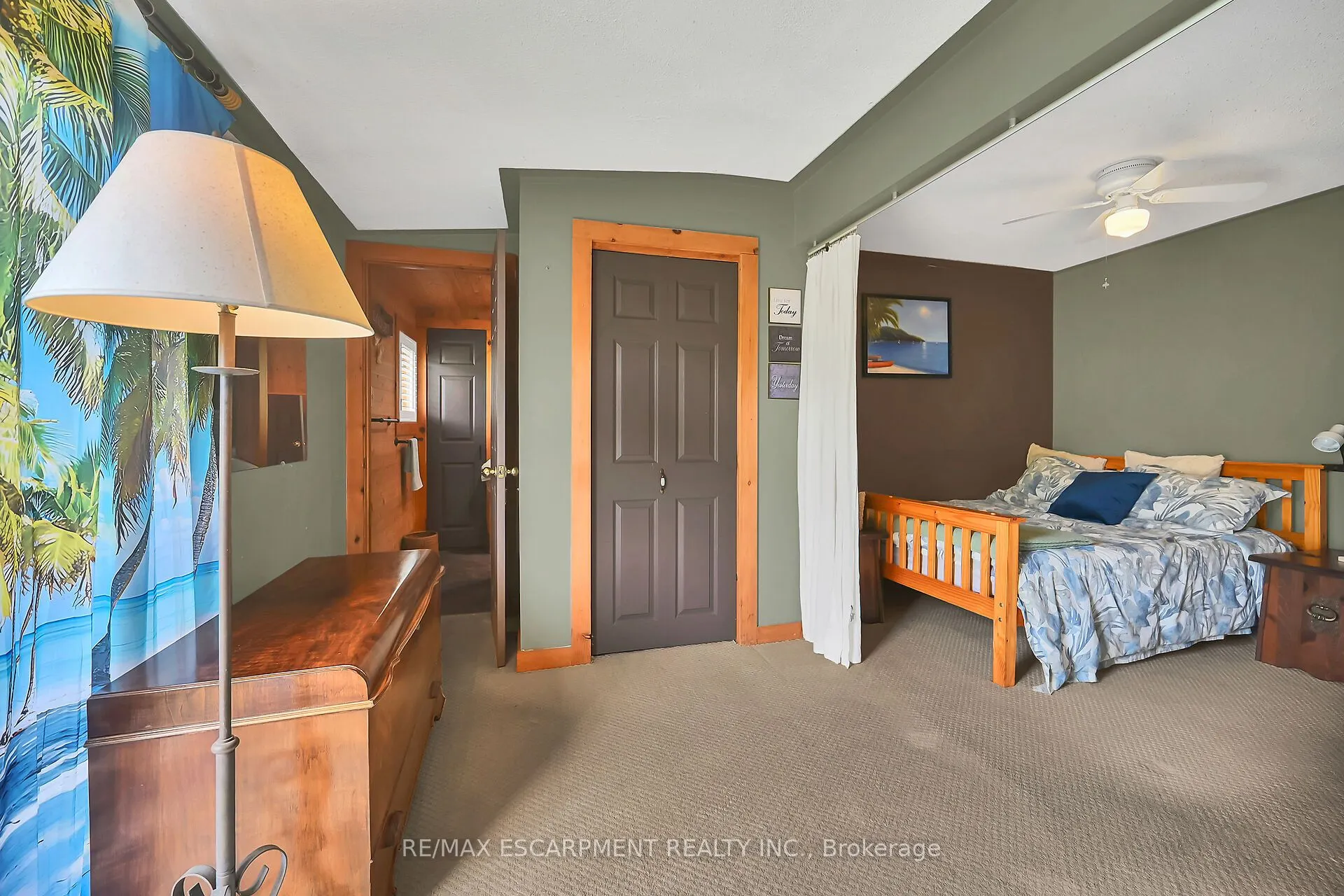 271 Blue Water Parkway