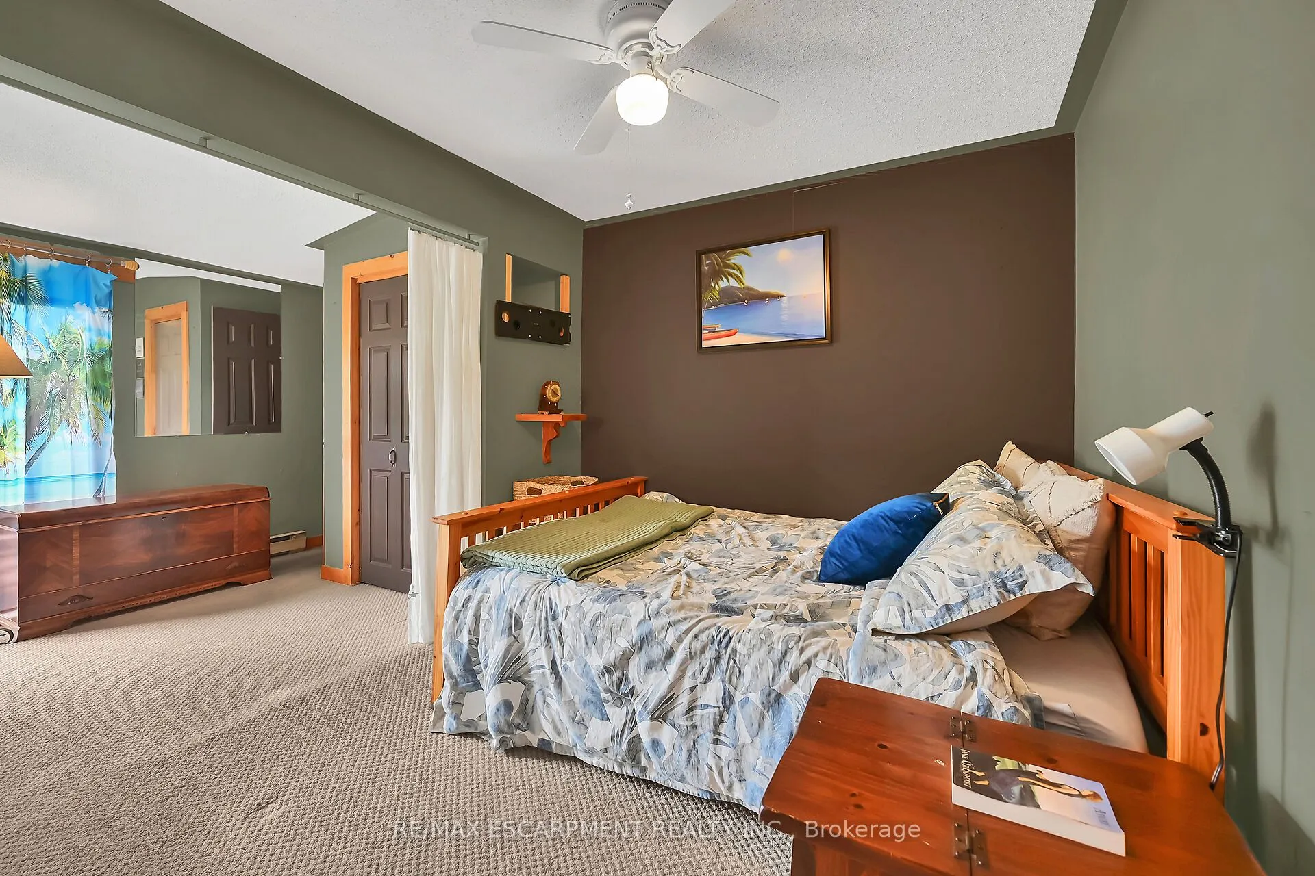 271 Blue Water Parkway