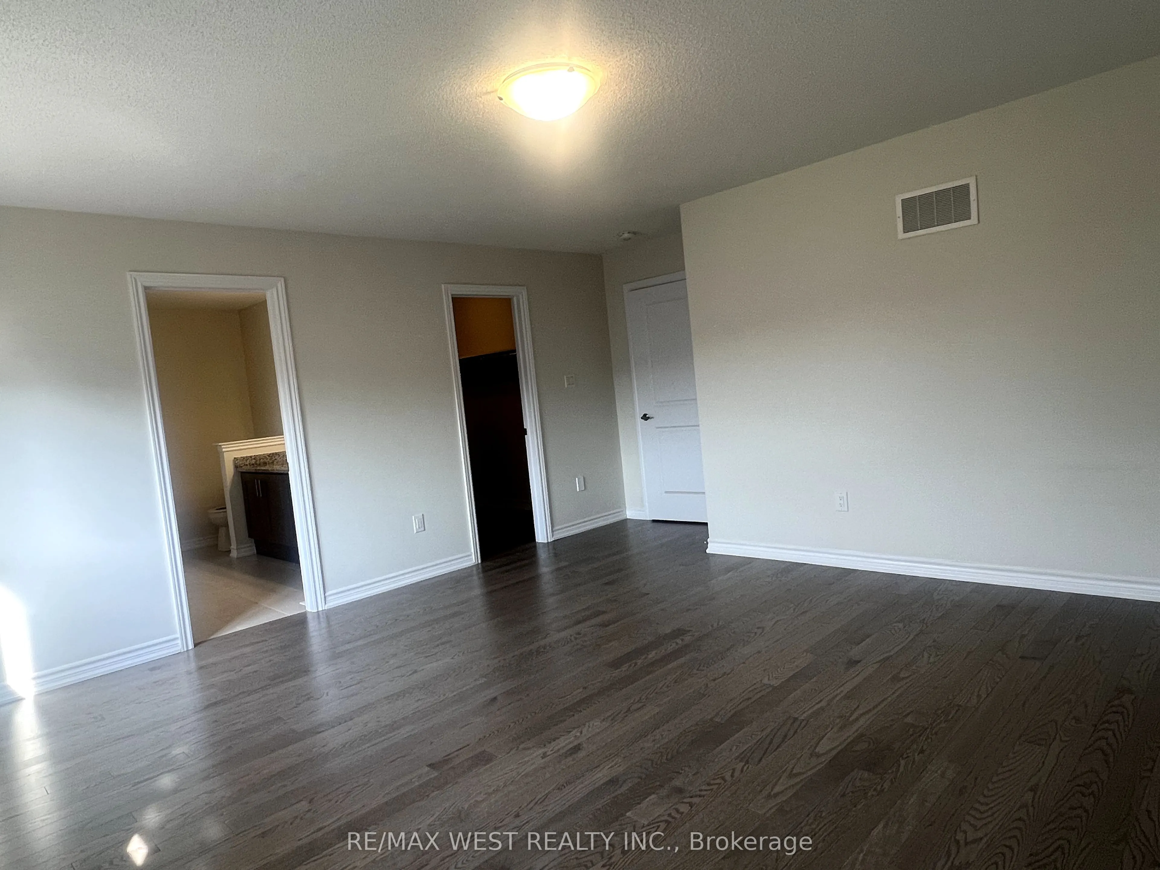 88 Strickland Avenue