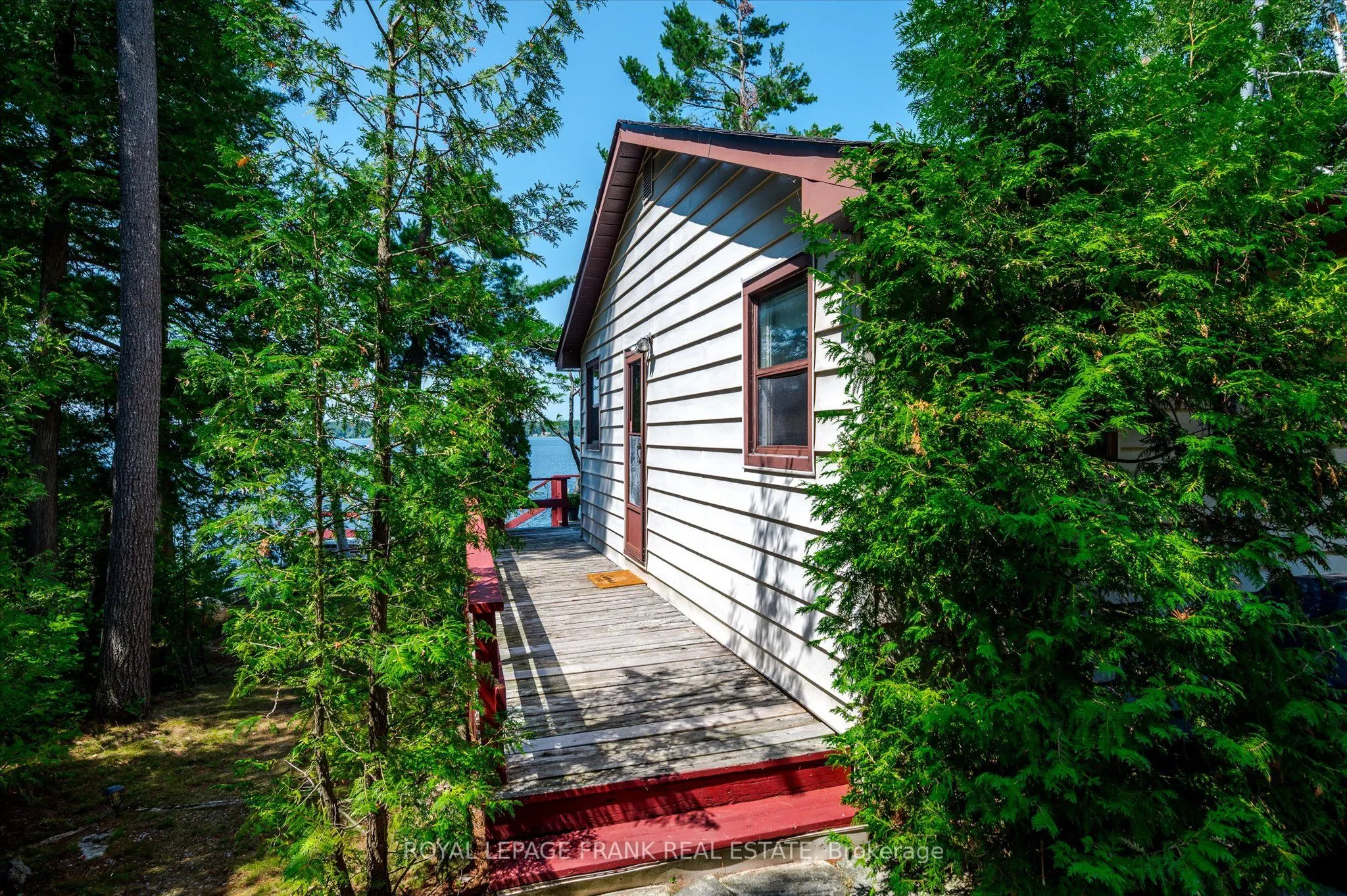 2724 Newcomb Lane