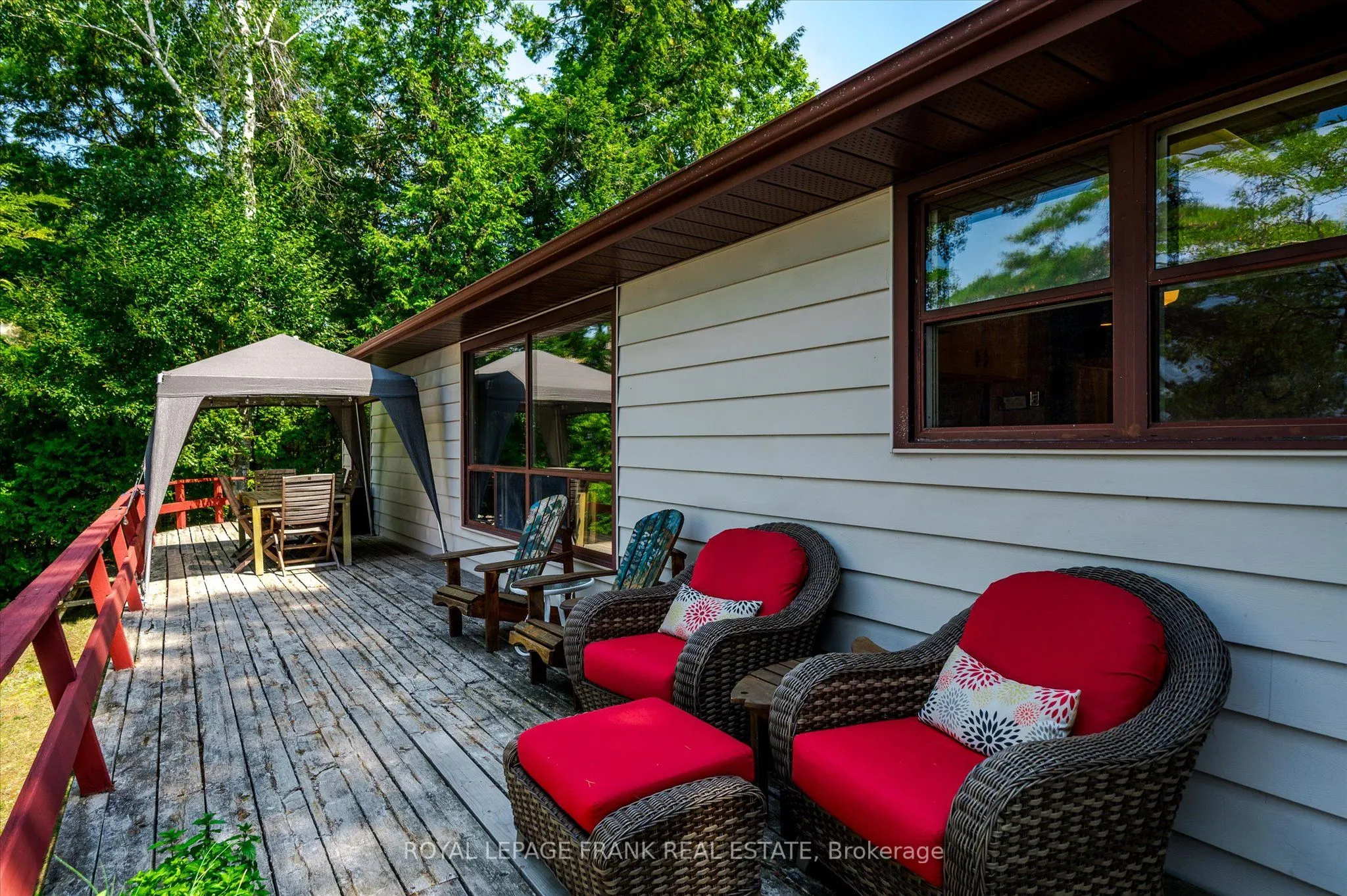 2724 Newcomb Lane