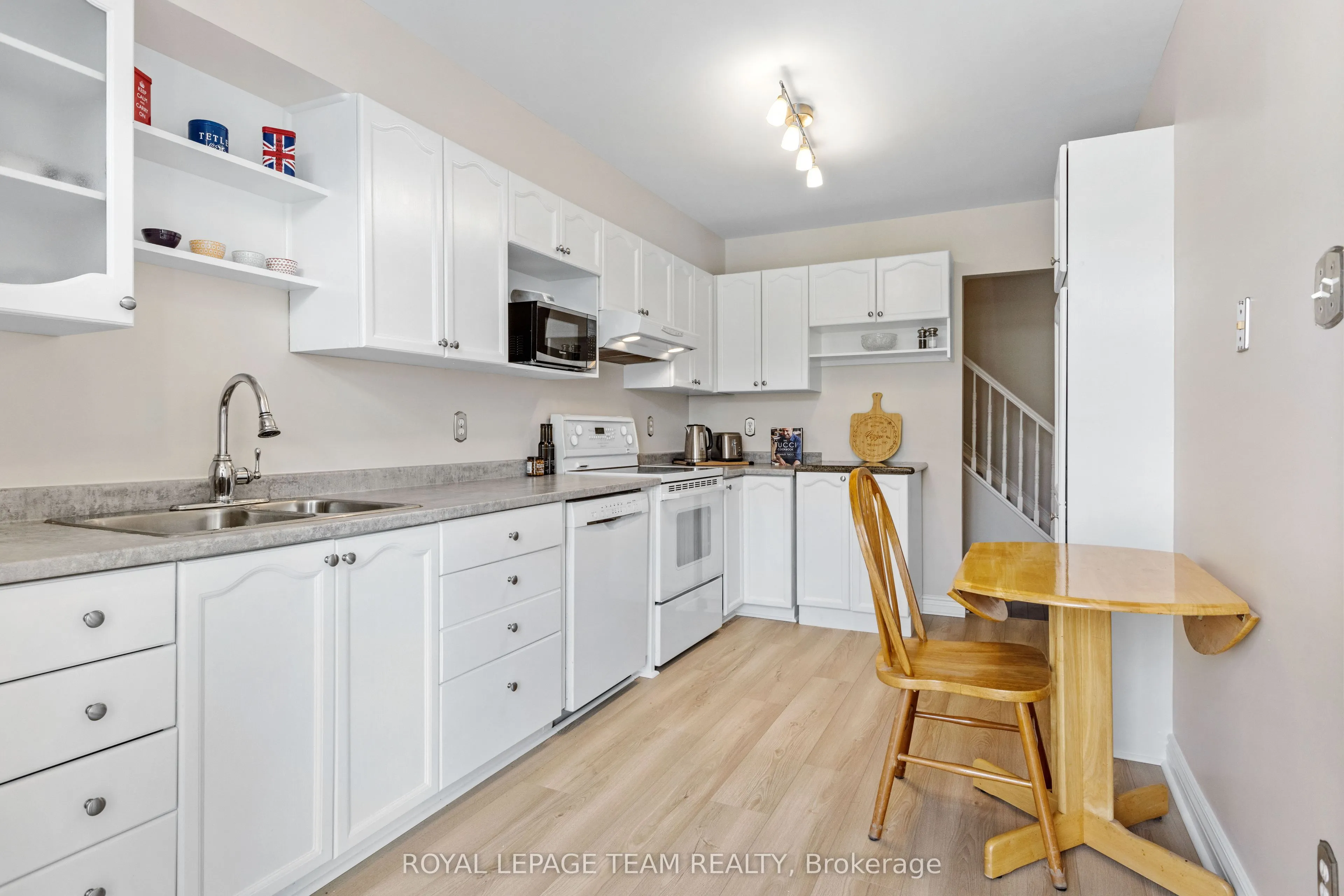 221 Longshire Circle