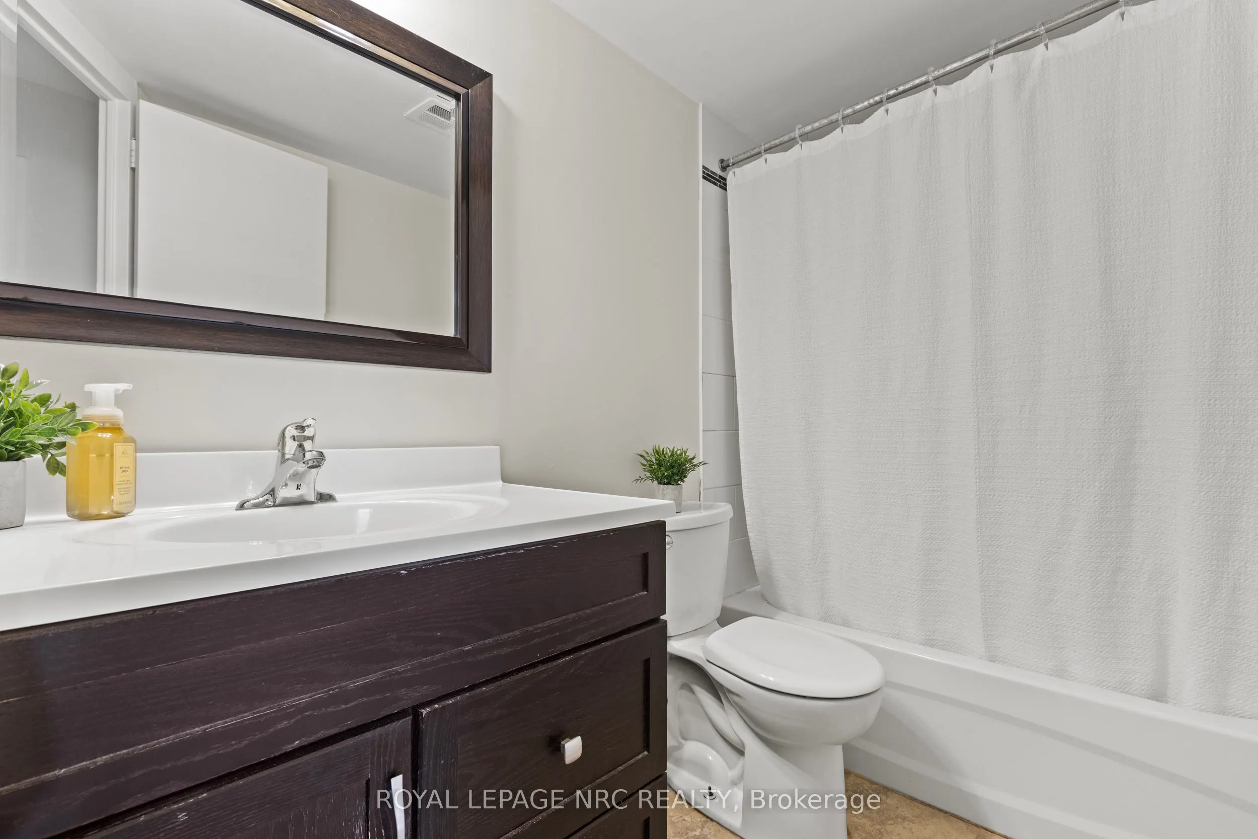 15 Towering Heights Boulevard, #406