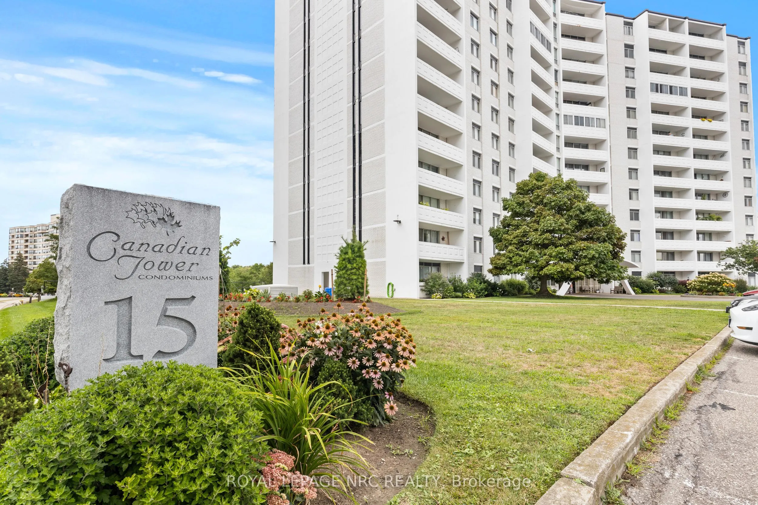 15 Towering Heights Boulevard, #406