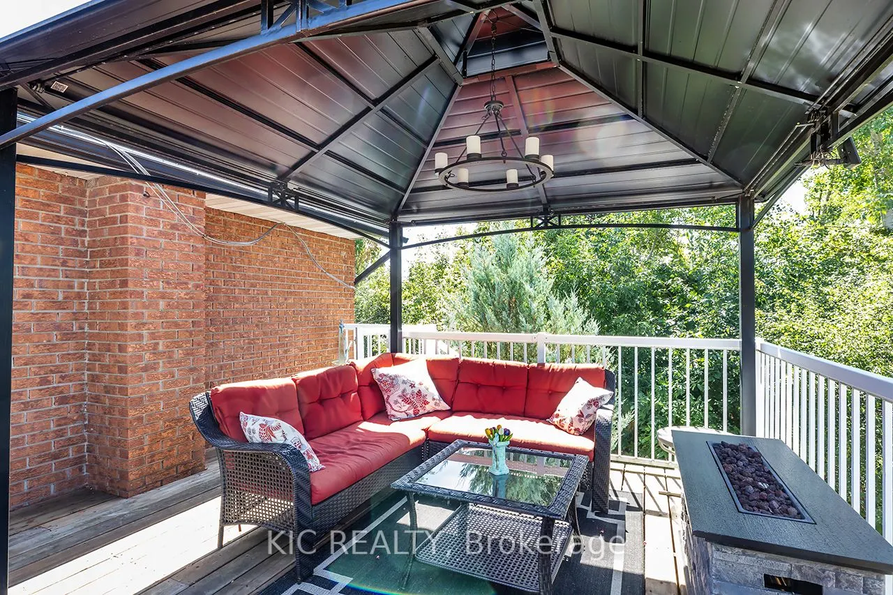 812 Frank Hill Road