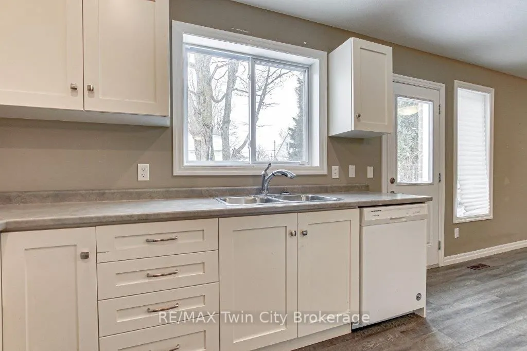 343 Huron Street, #20