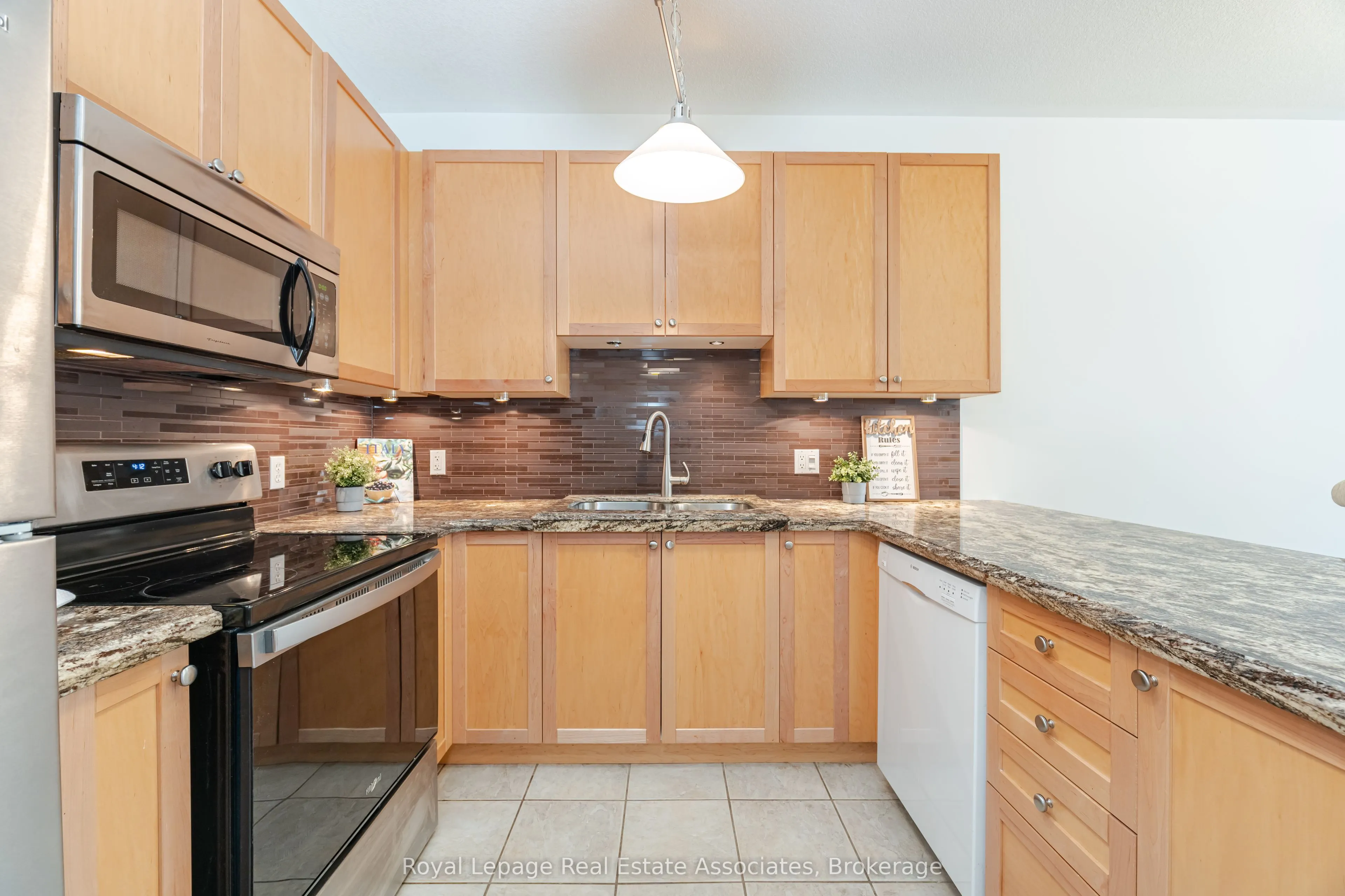 10 Cornflower Crescent
