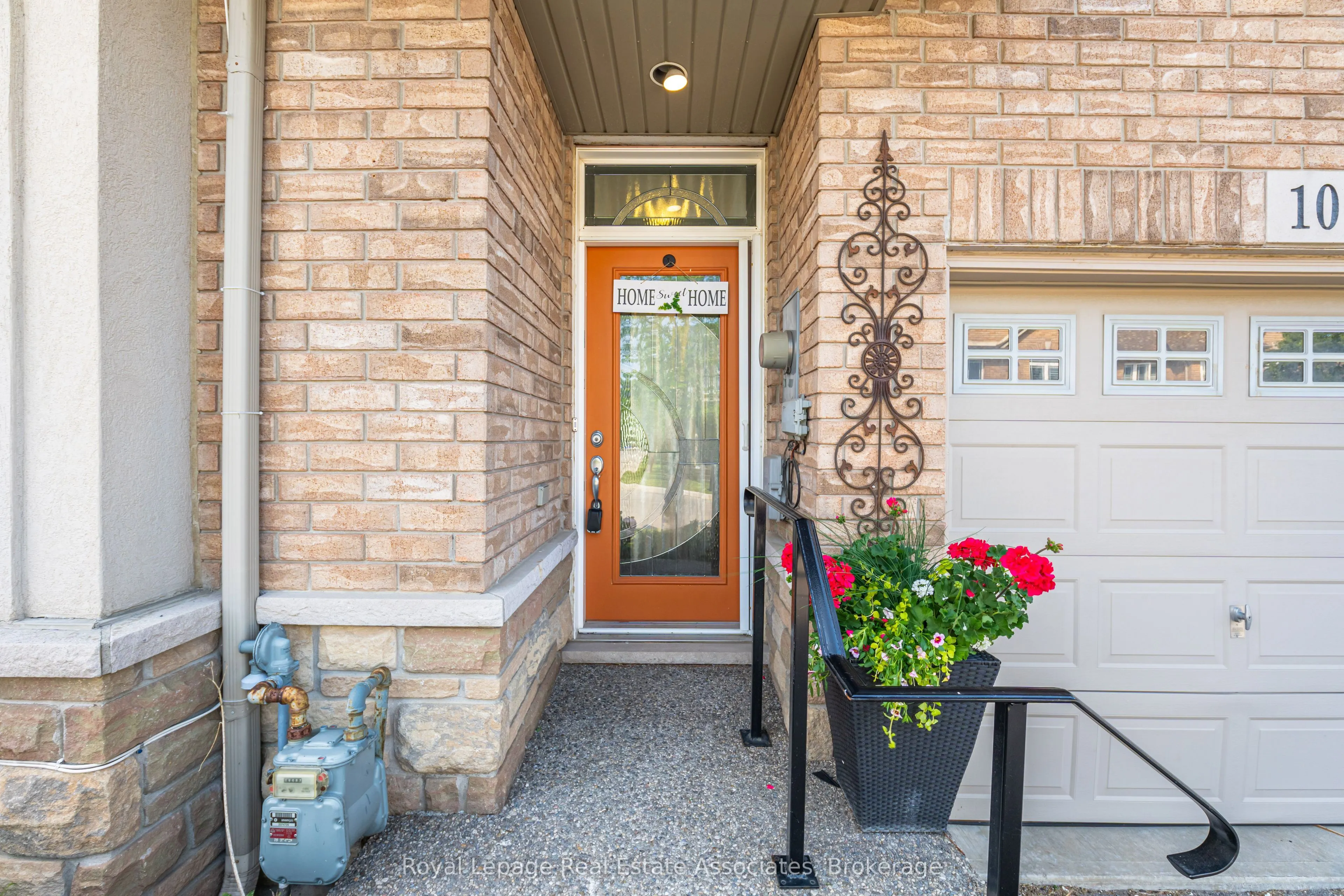 10 Cornflower Crescent