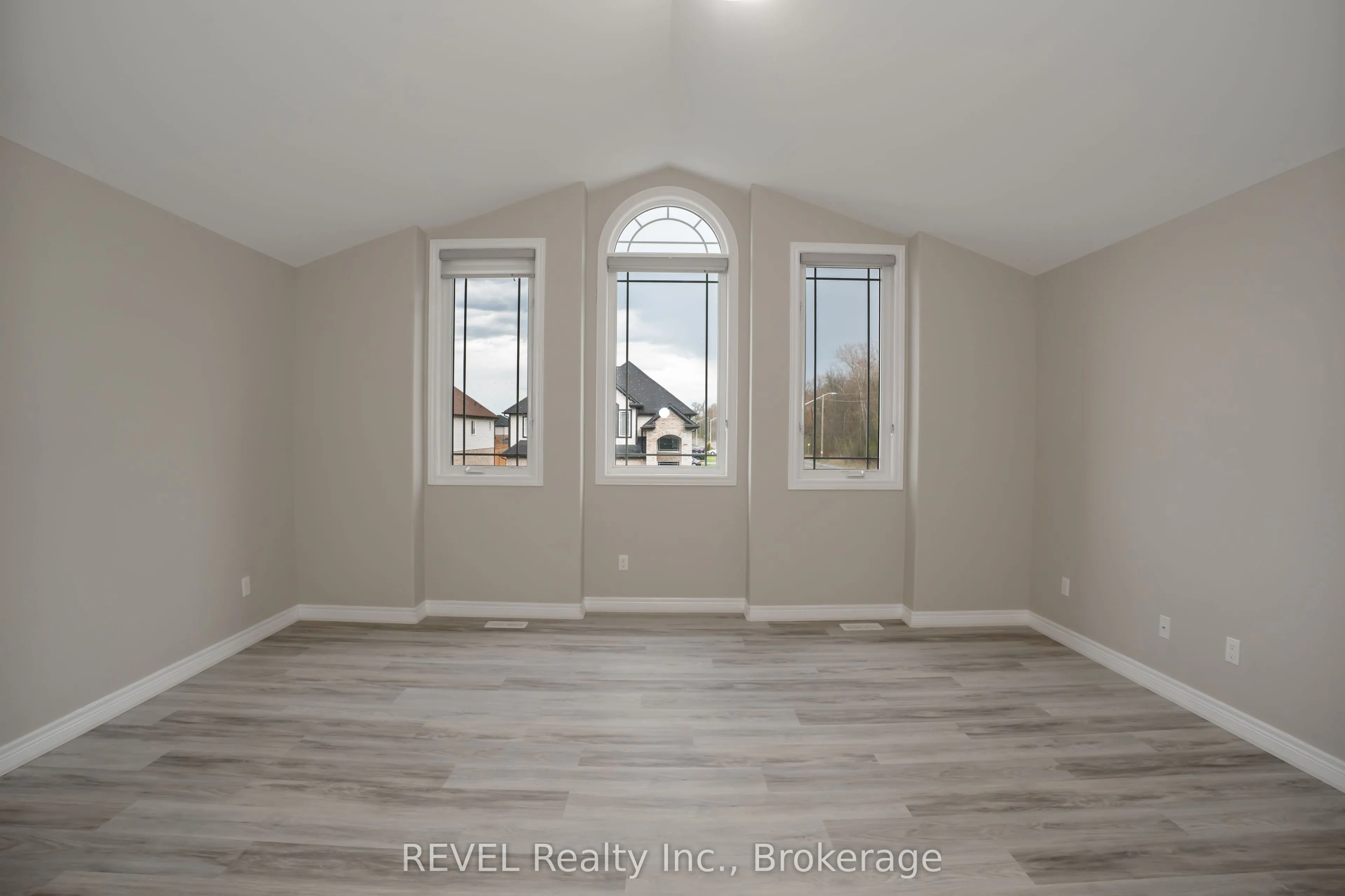6739 Sam Iorfida Drive, #UPPER