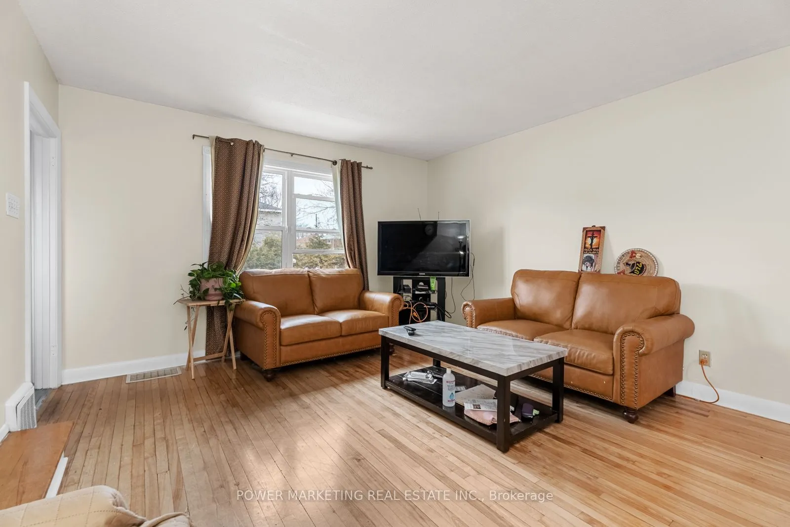 1047 Hollington Street