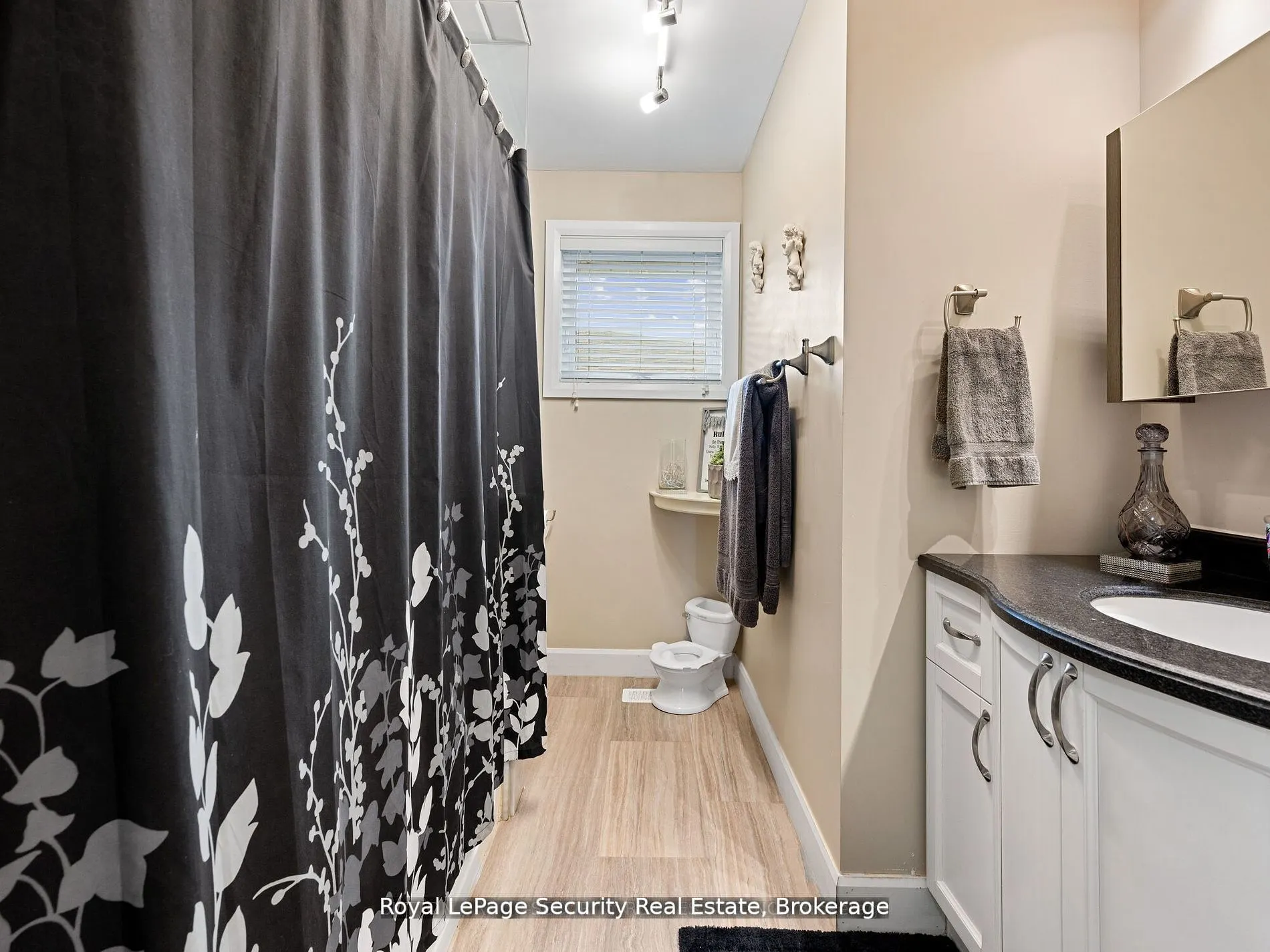 2 Maitland Avenue