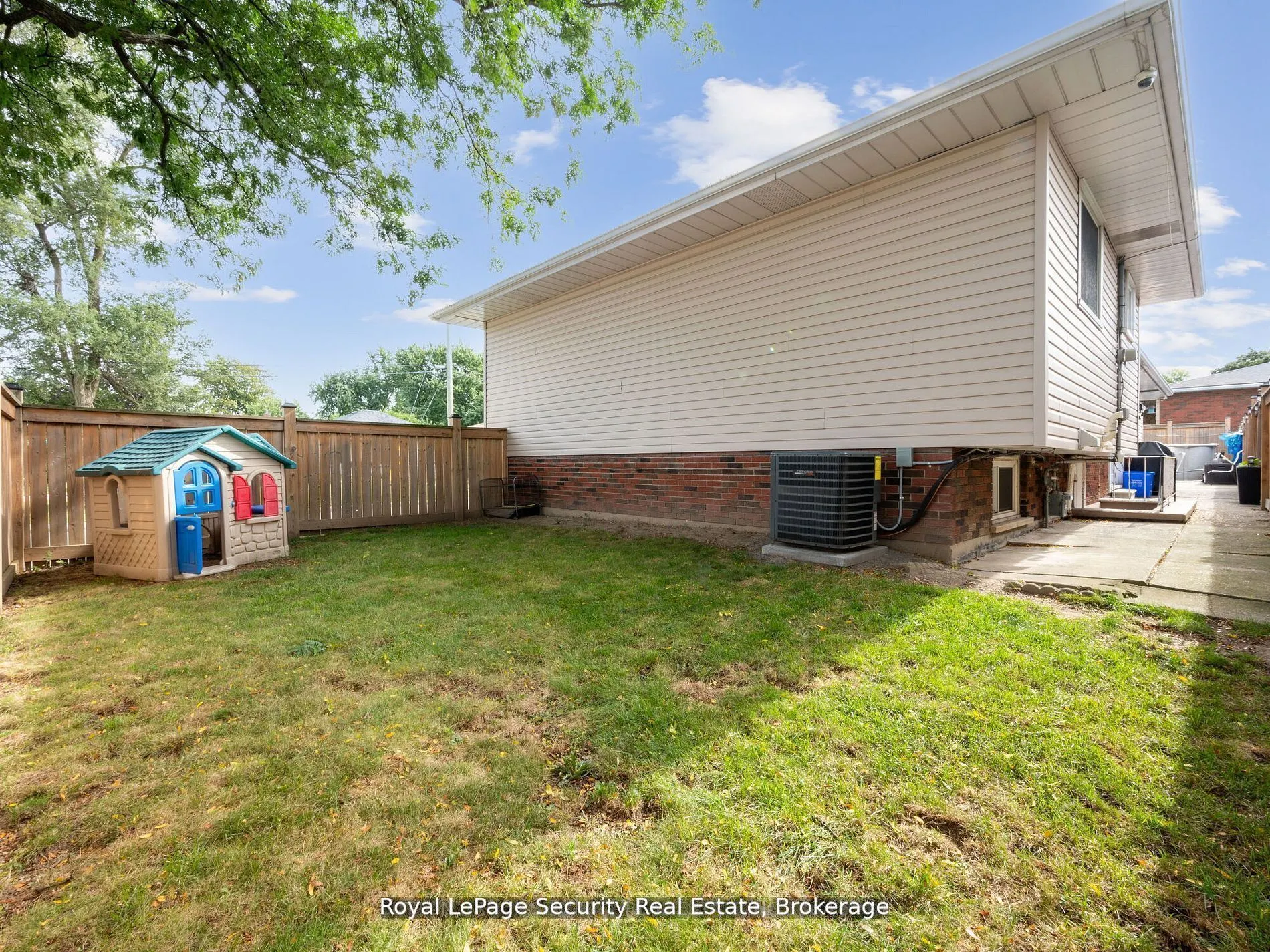 2 Maitland Avenue