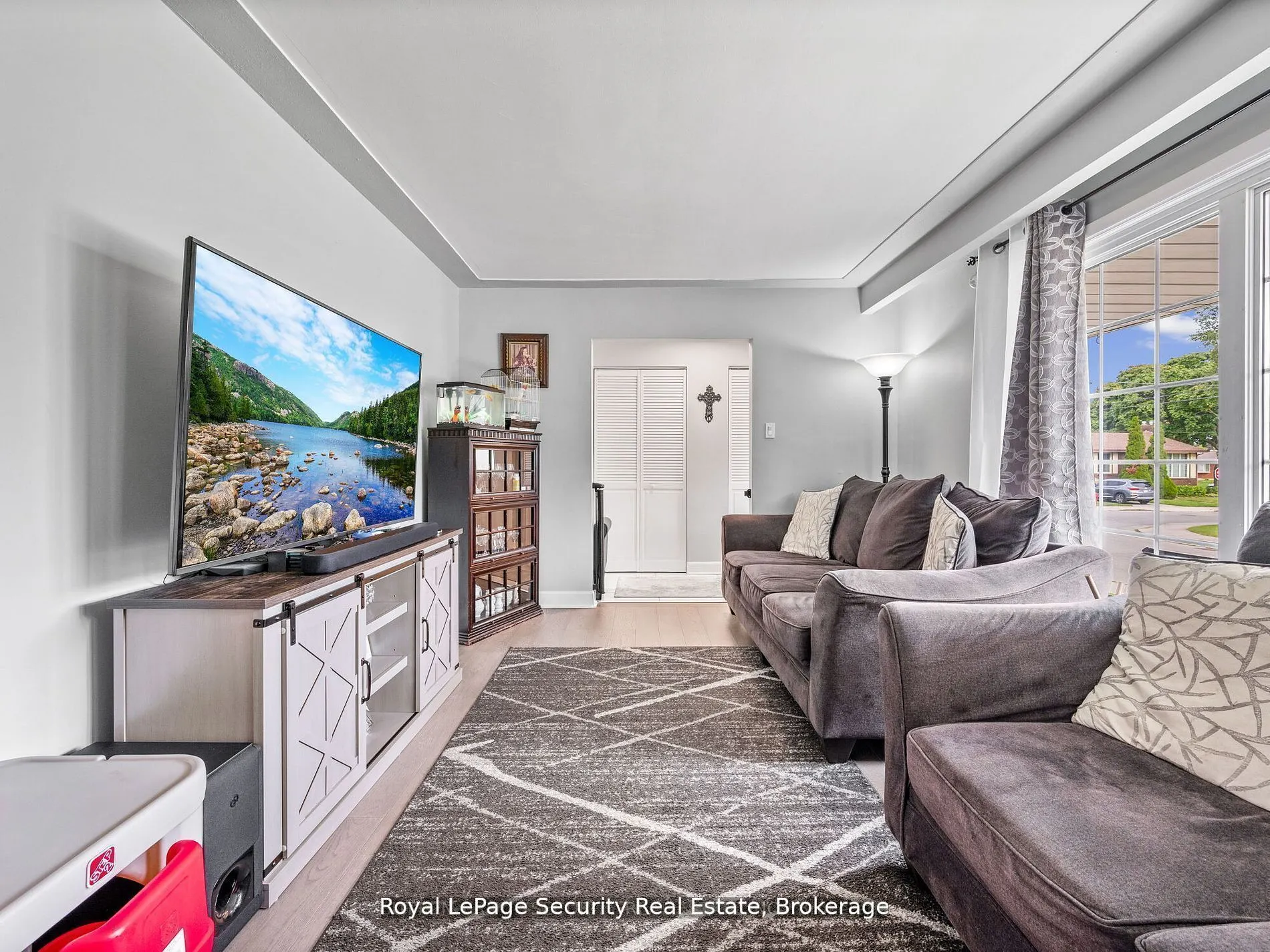 2 Maitland Avenue