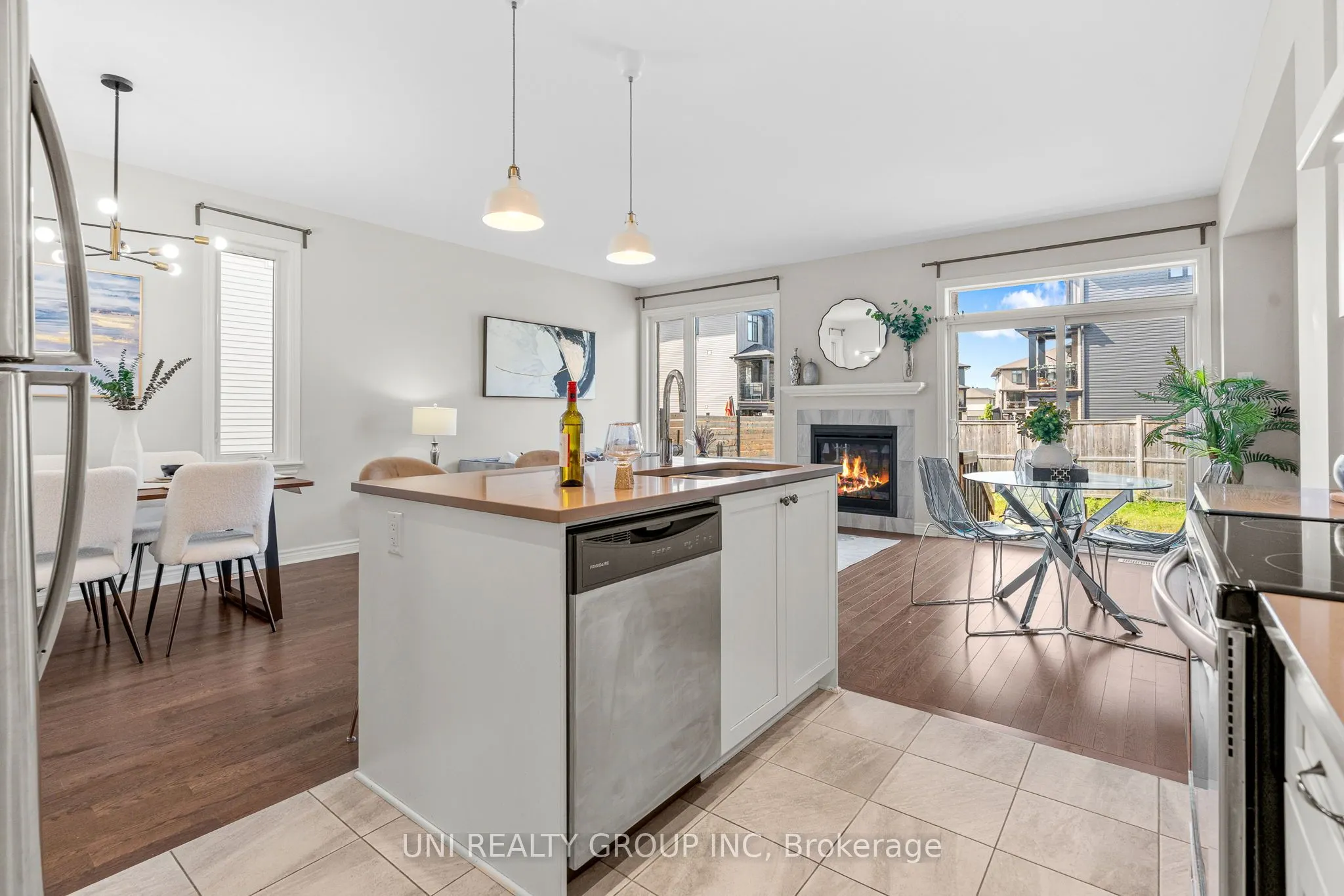 245 Dolce Crescent