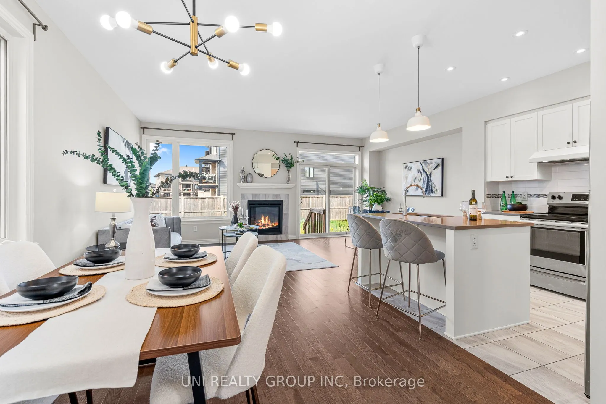 245 Dolce Crescent
