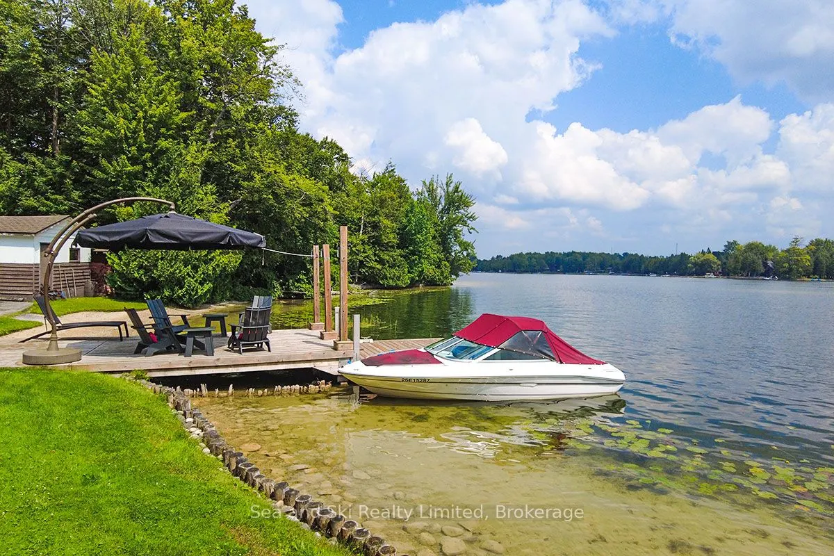 102 Mccullough Lake Drive