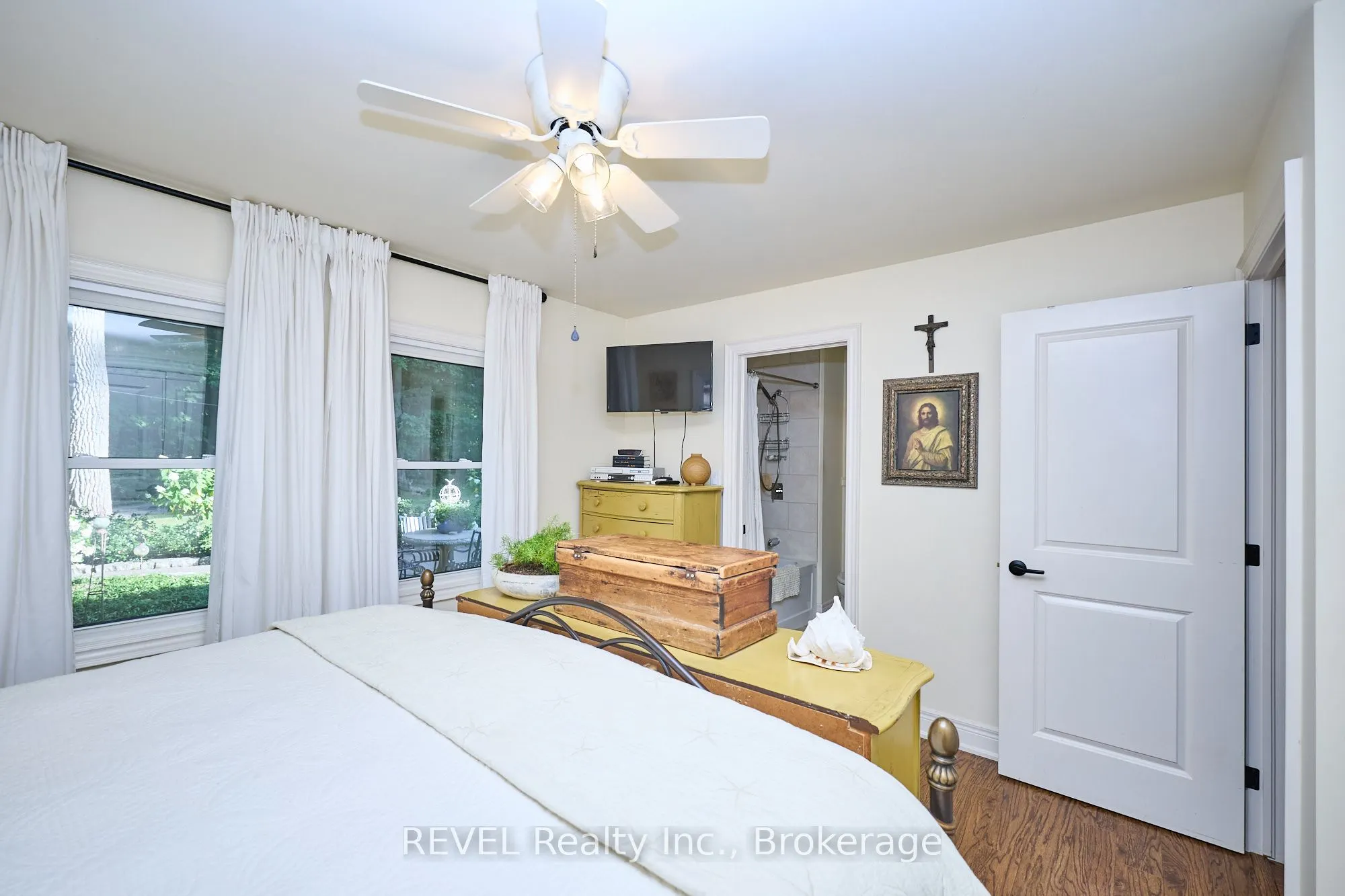 2890 Colony Road