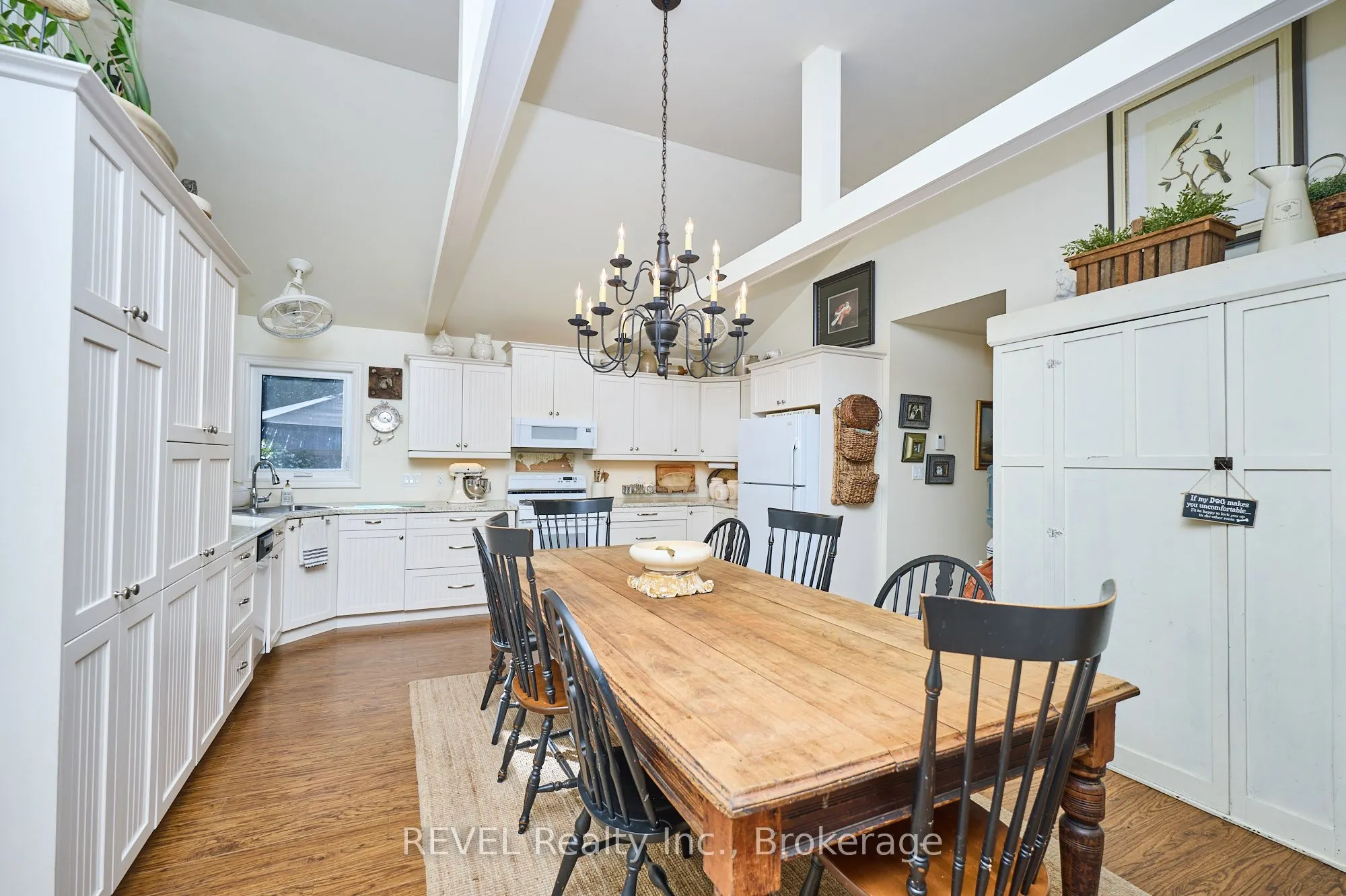 2890 Colony Road