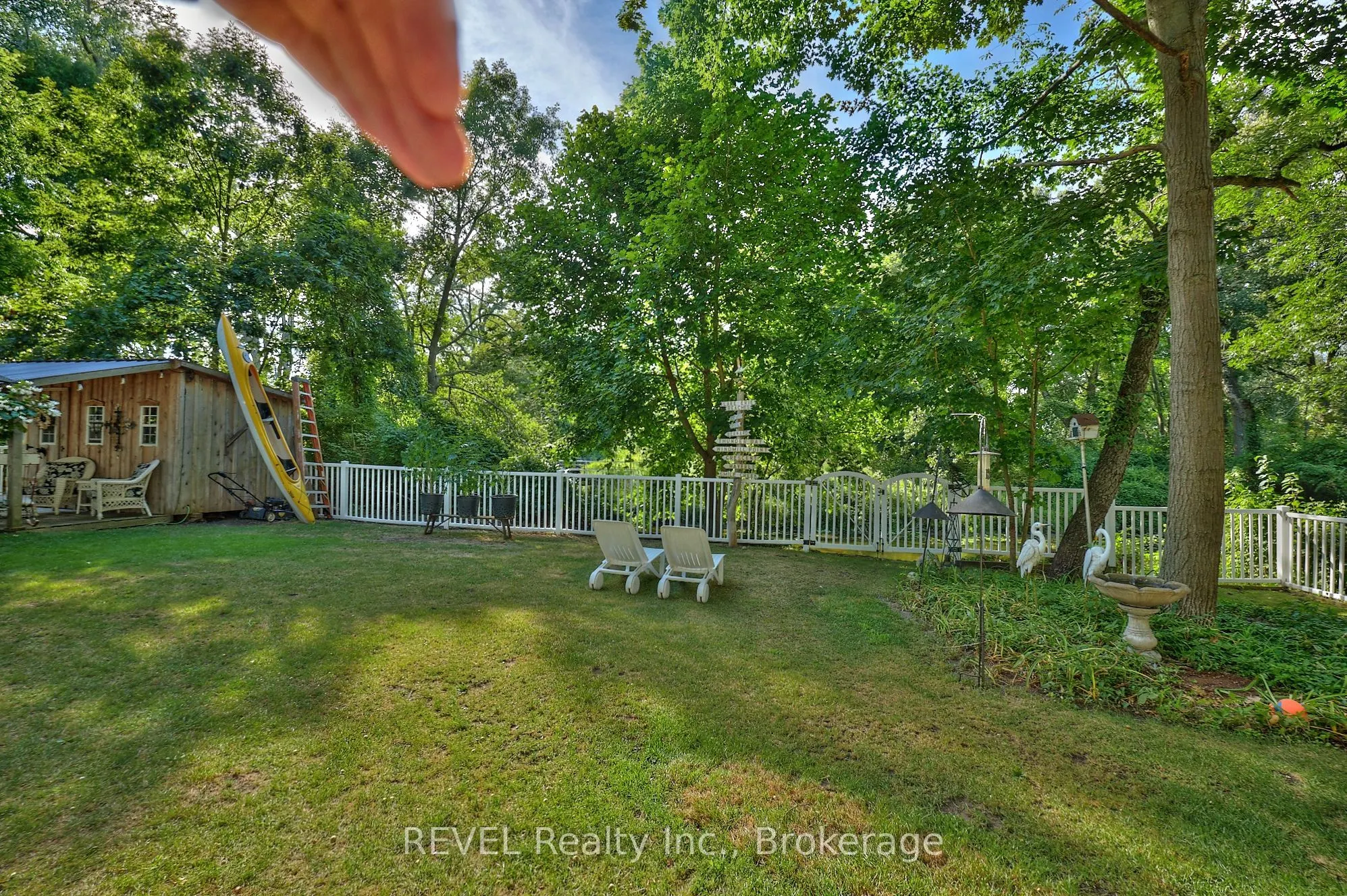 2890 Colony Road