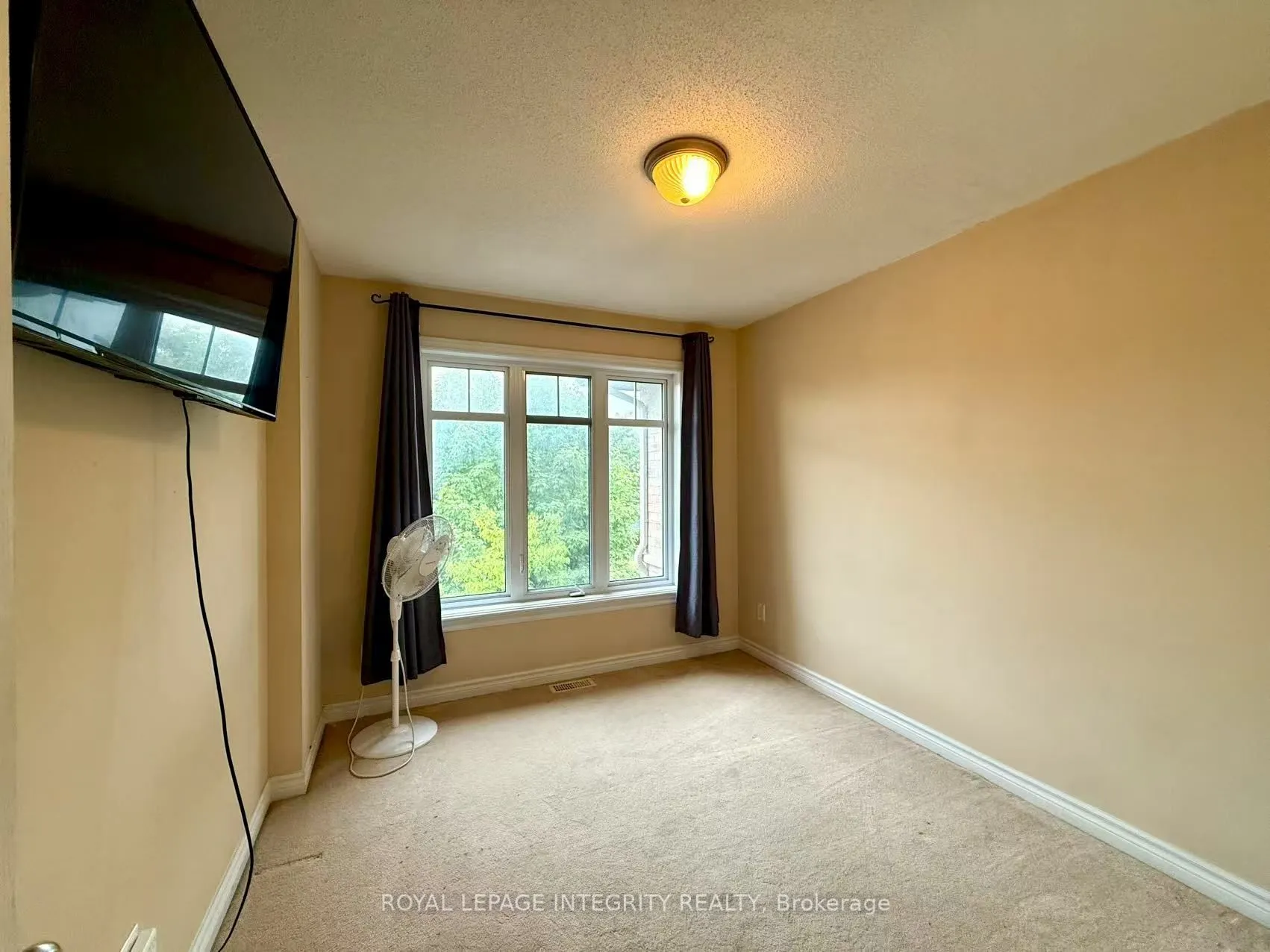 1029 Ottenbrite Crescent