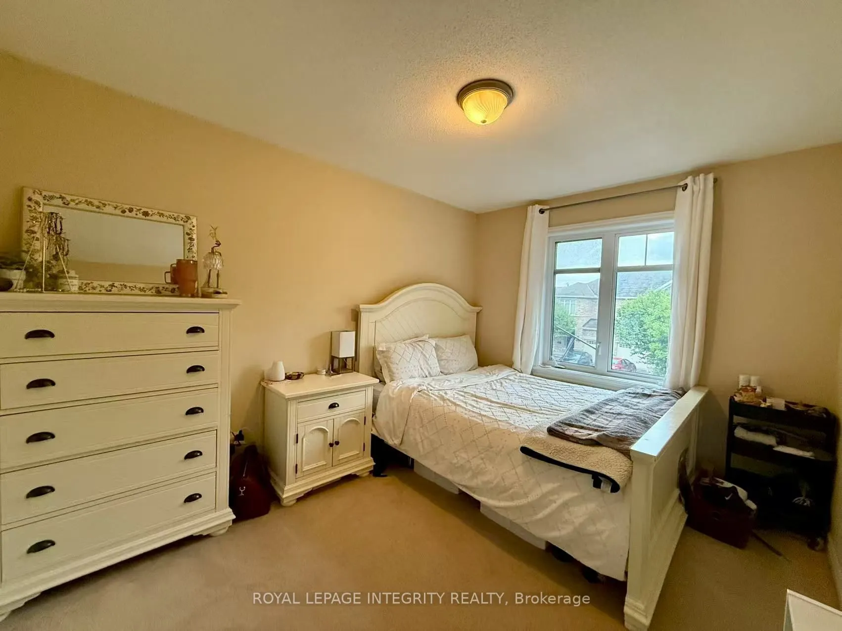 1029 Ottenbrite Crescent