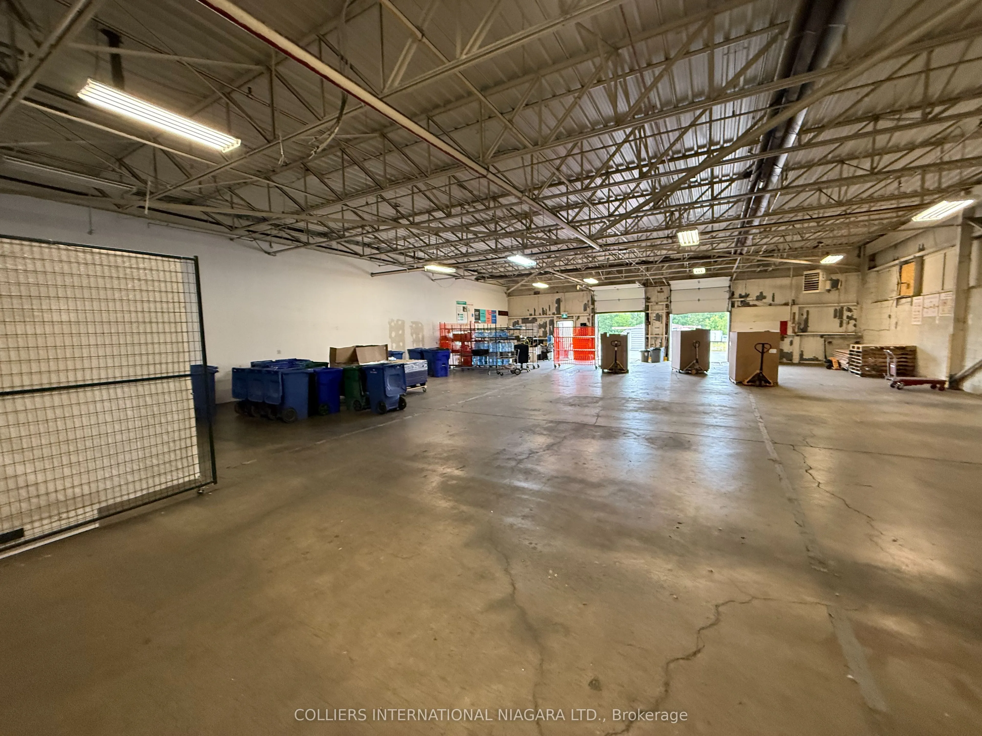120 WELLINGTON Street N, #5